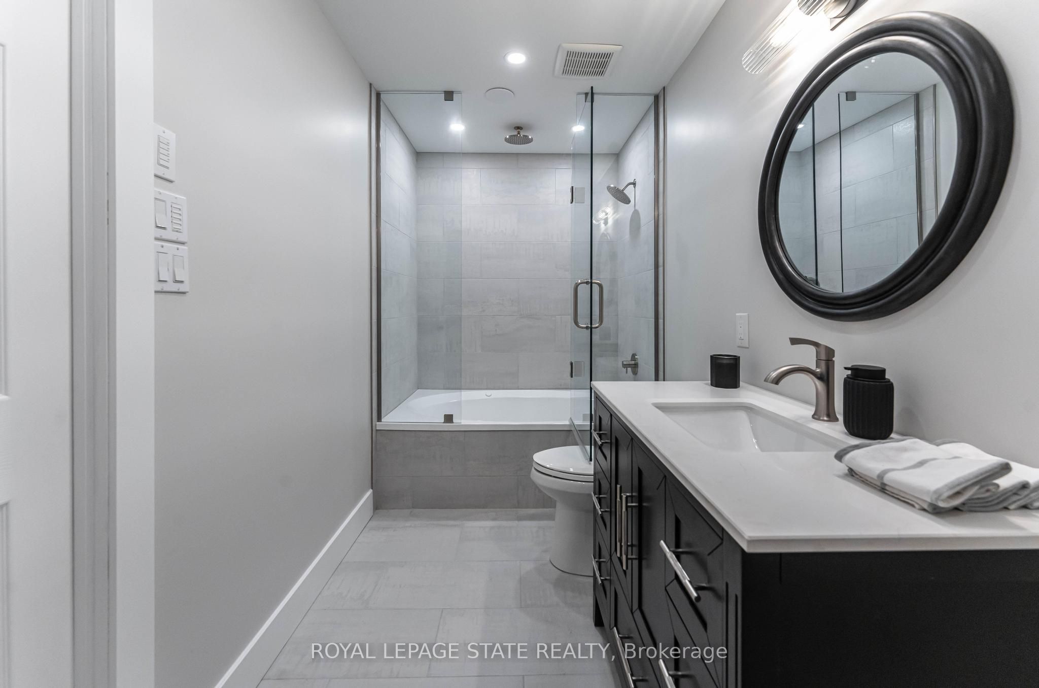 67 Caroline Street S 17c Property Photo 29