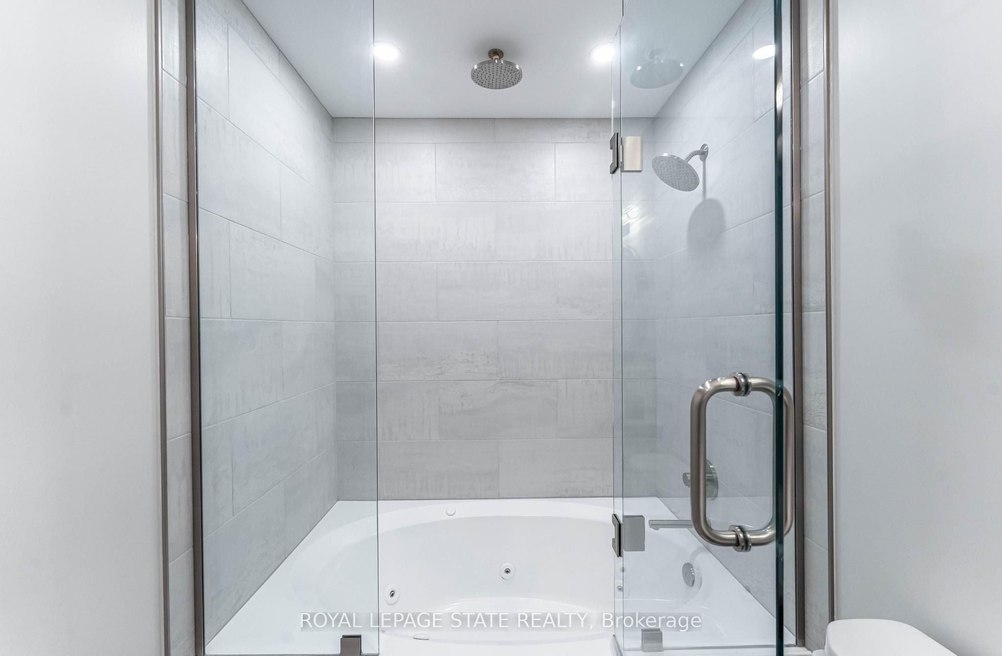 67 Caroline Street S 17c Property Photo 30