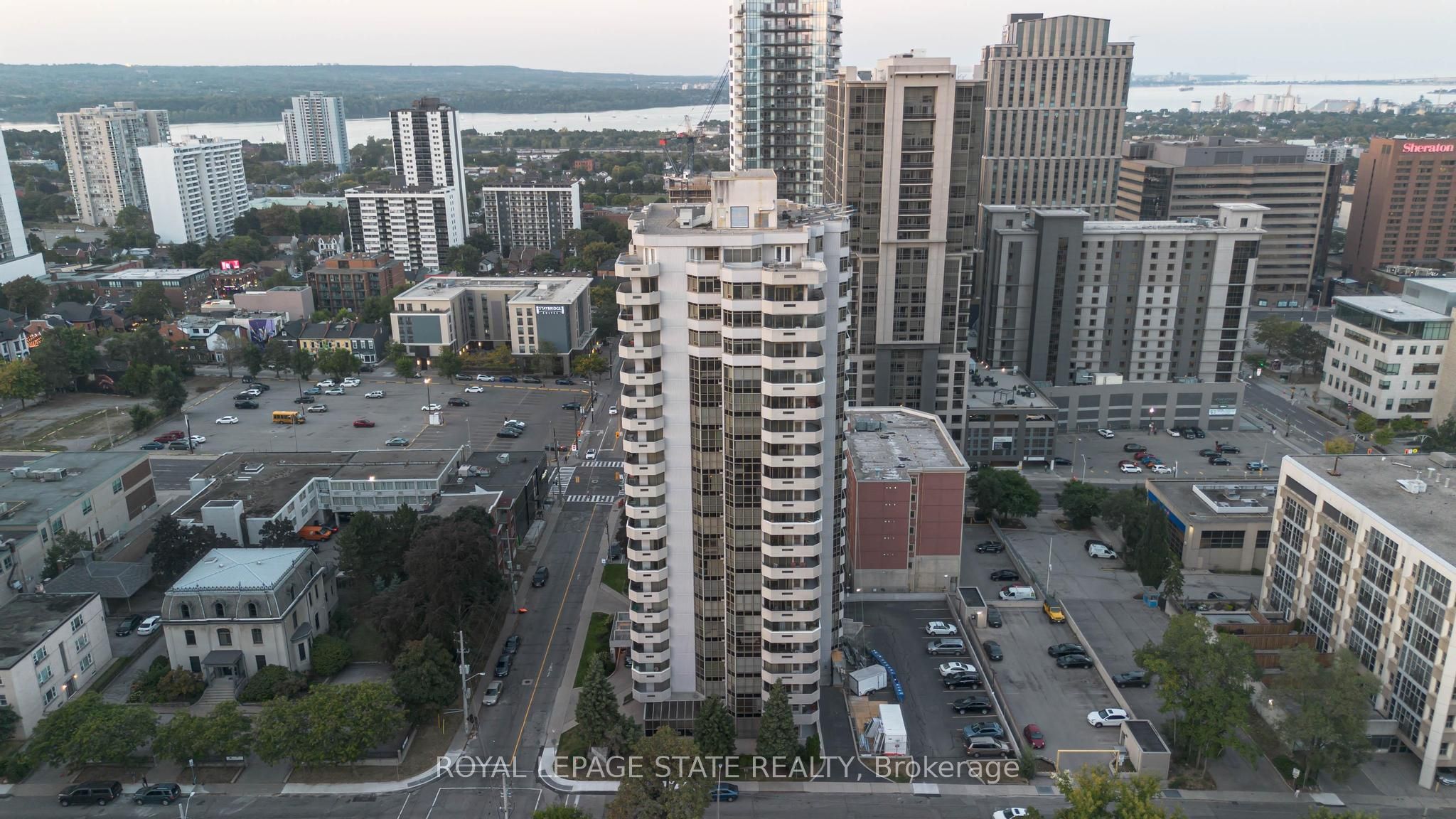 67 Caroline Street S 17c Property Photo 43