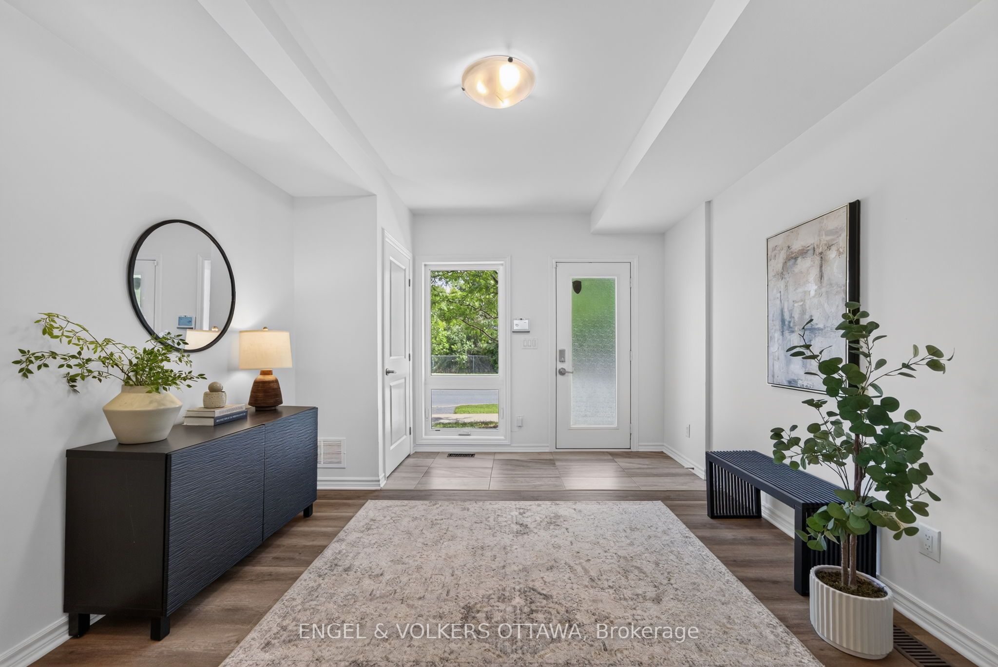 3652 Downpatrick Road Property Photo 5