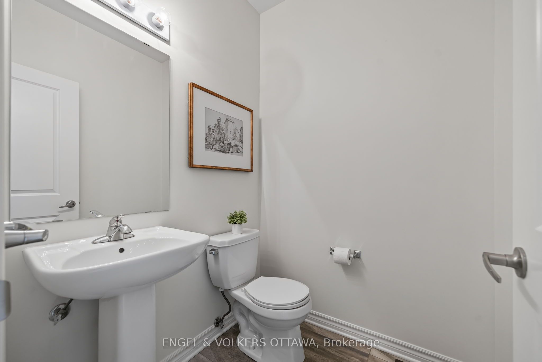 3652 Downpatrick Road Property Photo 21