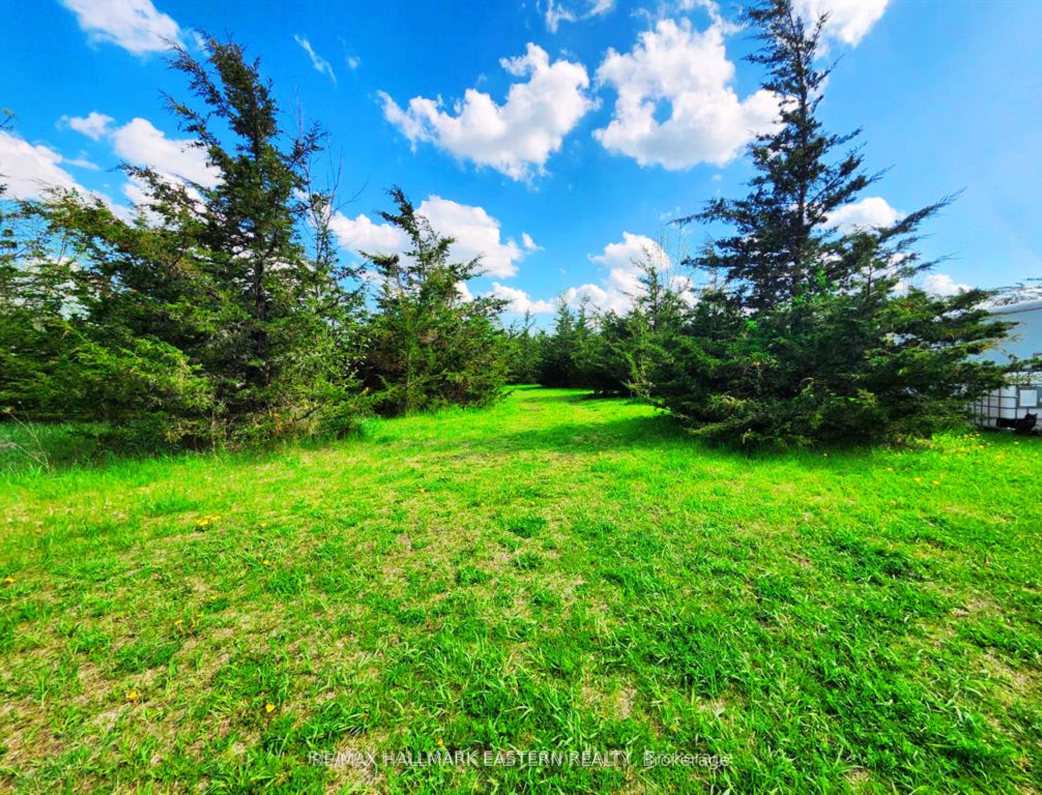 2098 13th Line E Property Photo 11