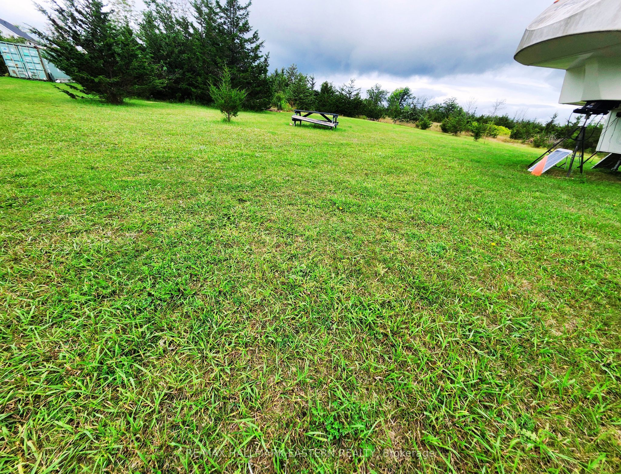 2098 13th Line E Property Photo 14