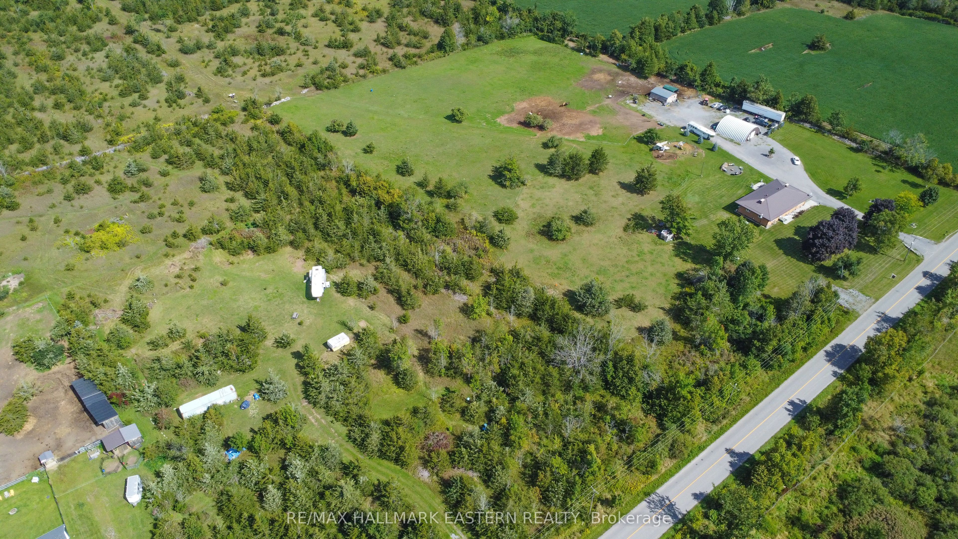 2098 13th Line E Property Photo 22