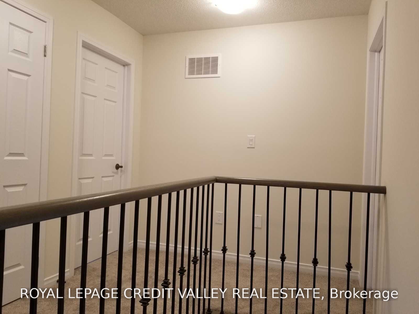 76 Fleming Crescent Property Photo 10