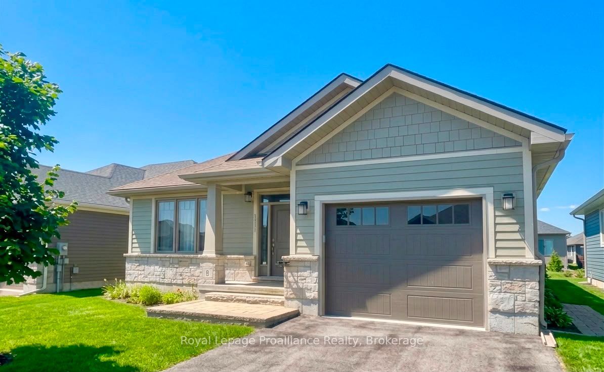 8 Tessa Boulevard Property Photo 1