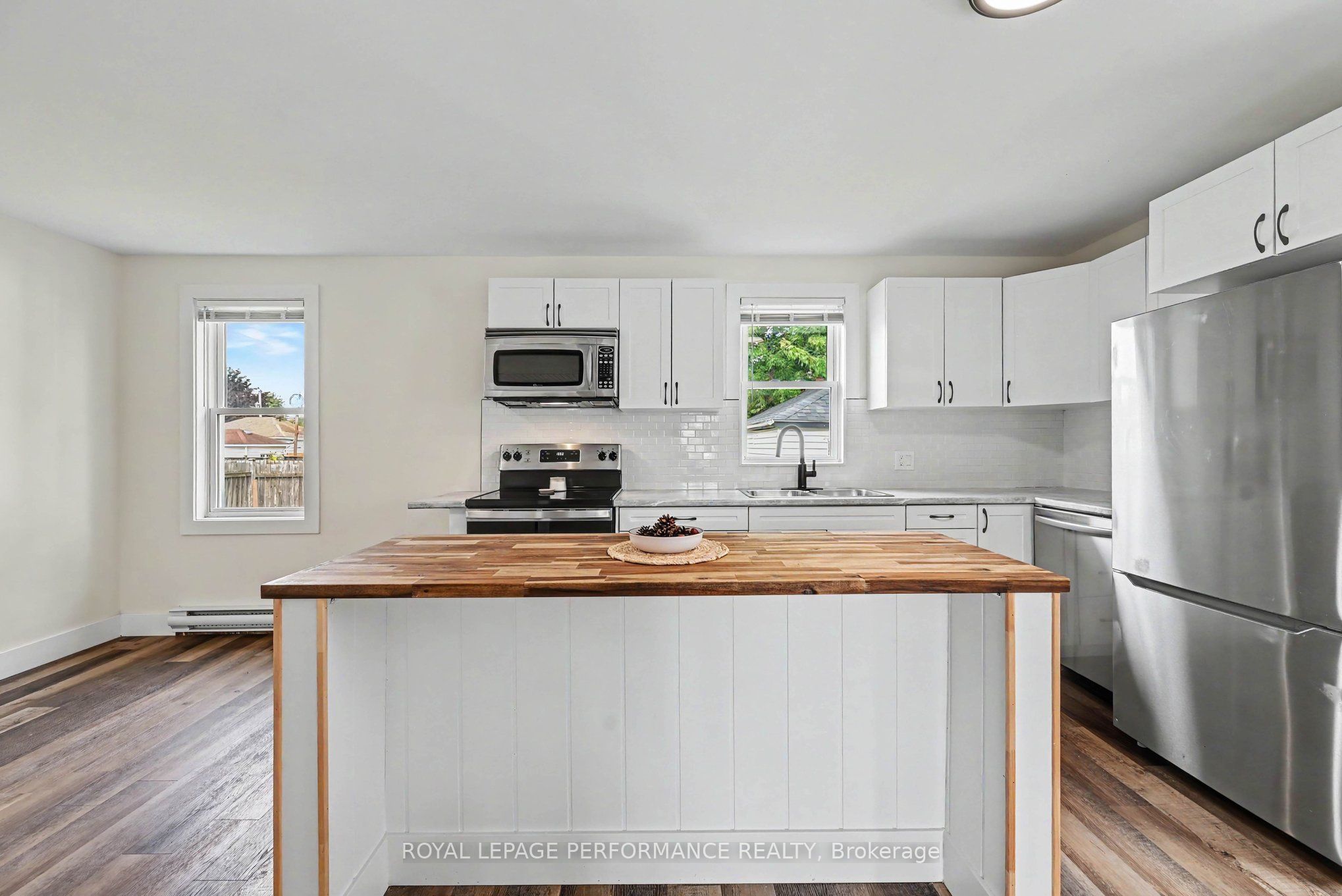 1008 Second Street E Property Photo 11