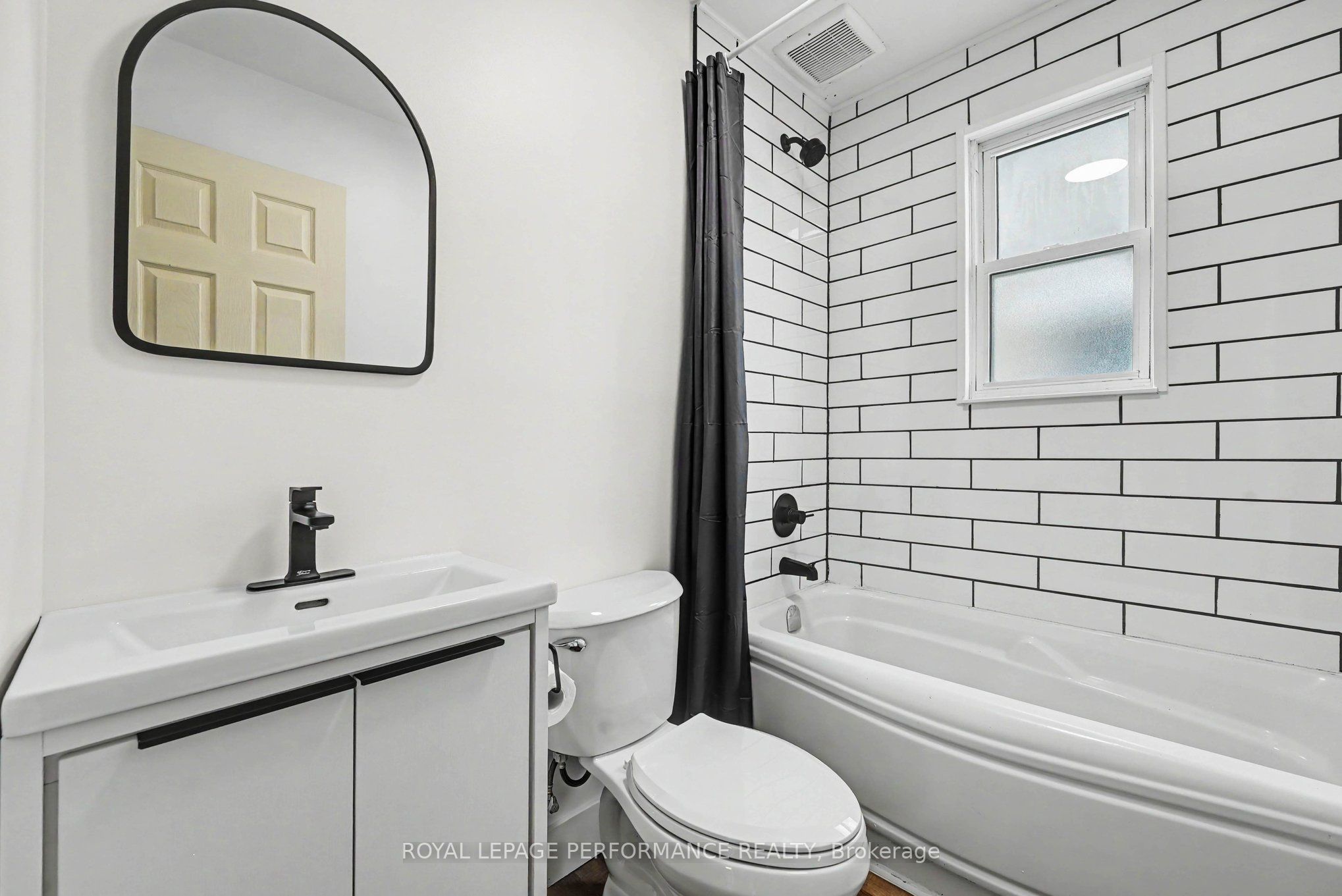 1008 Second Street E Property Photo 27