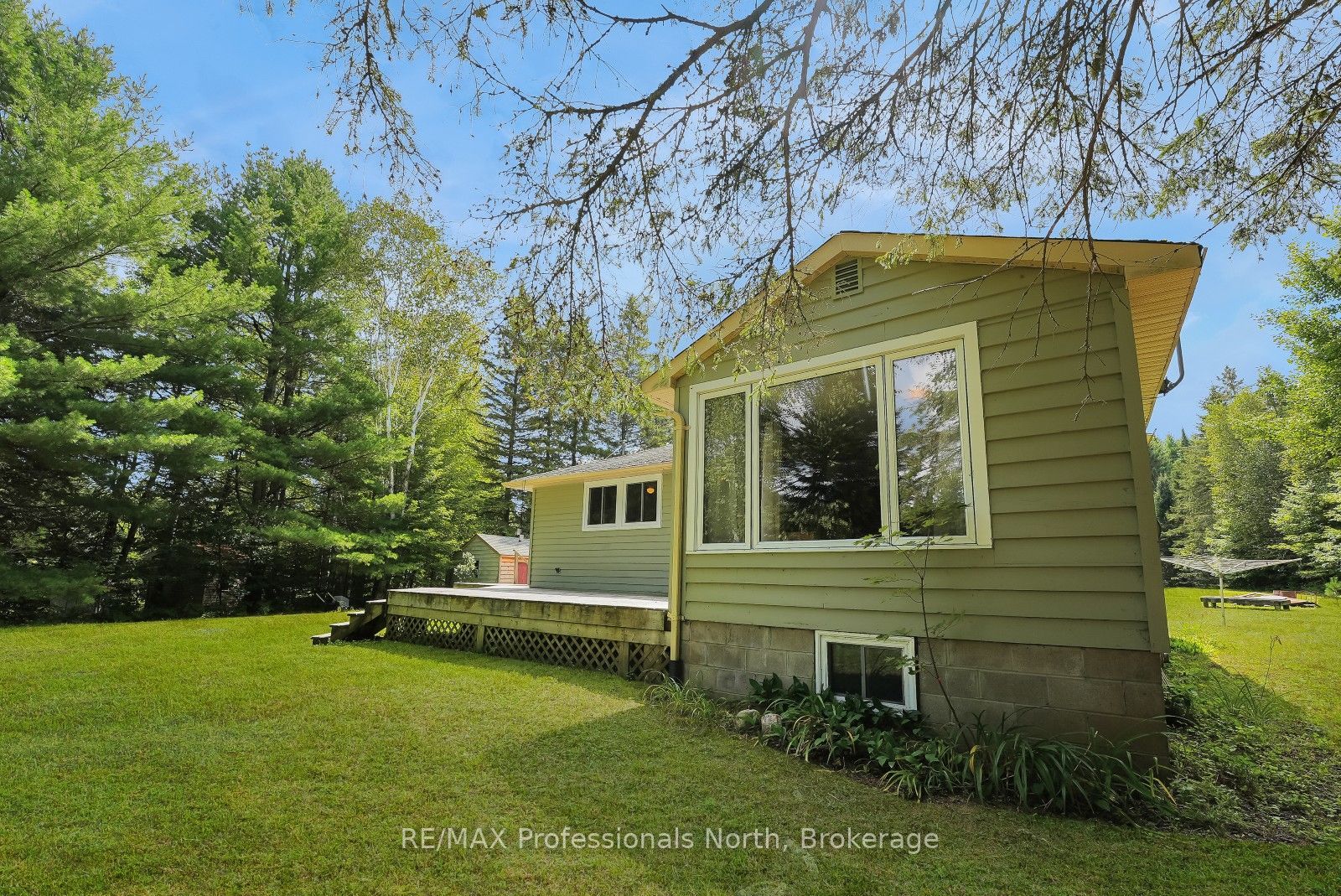 1052 Ablett Court Property Photo 31