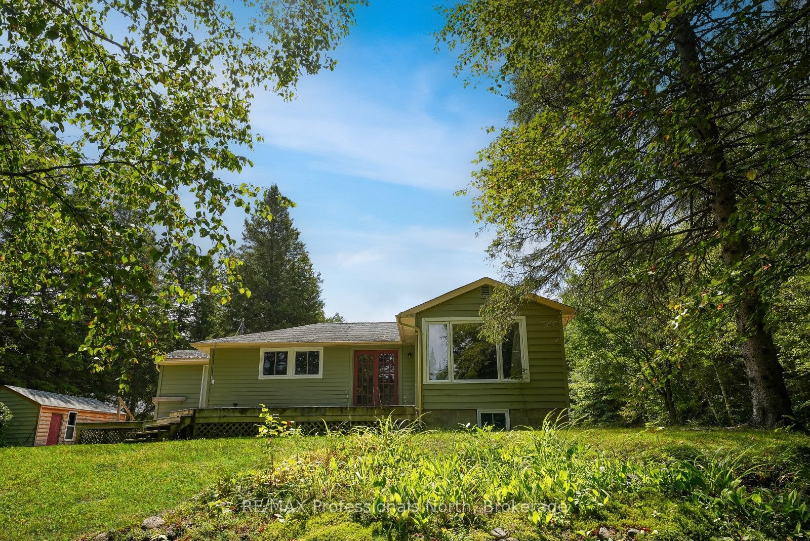 1052 Ablett Court Property Photo 32