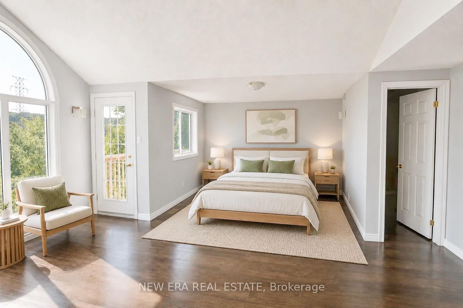 704 Brandenburg Boulevard Property Photo 16
