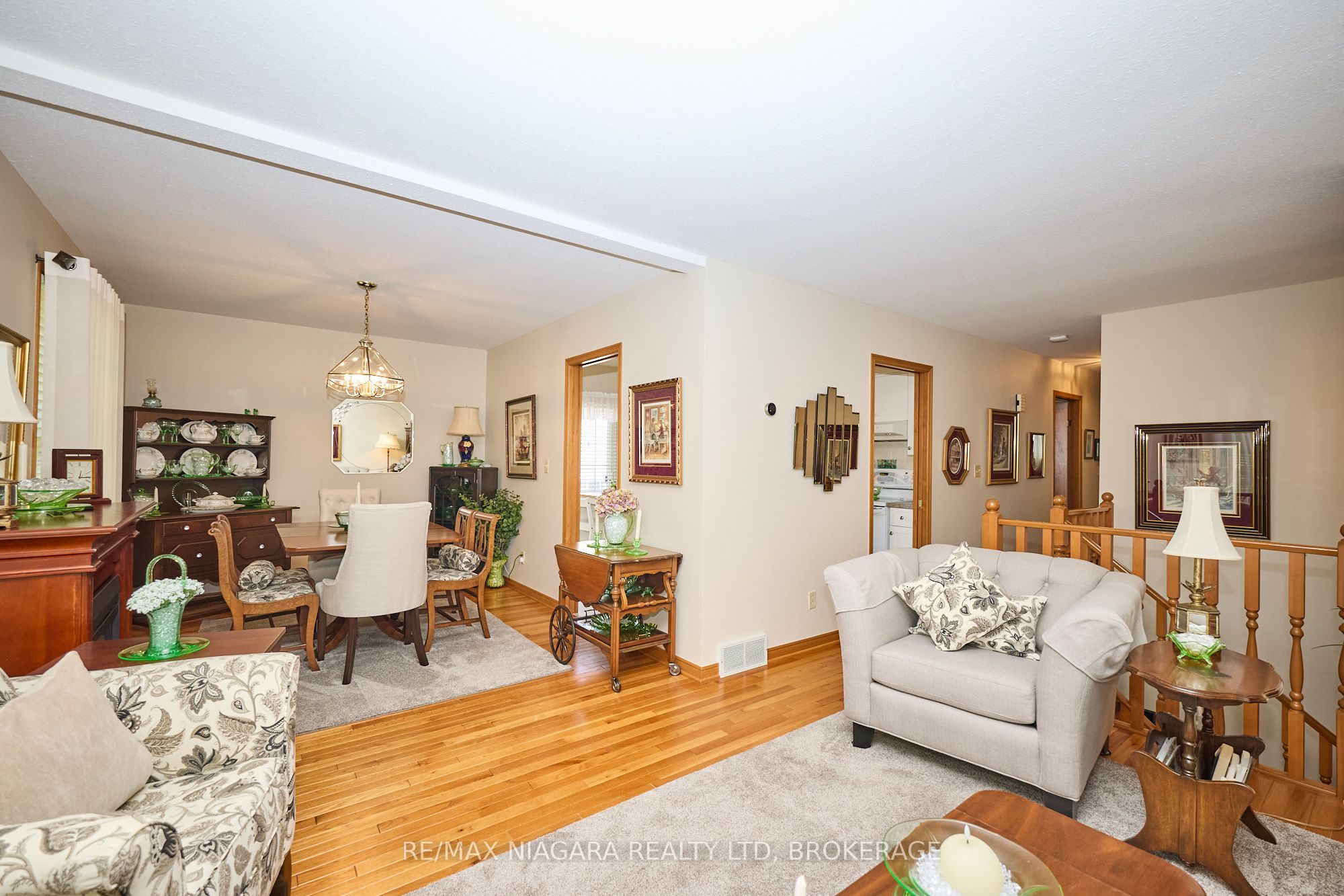 524 Lakeview Road Property Photo 5