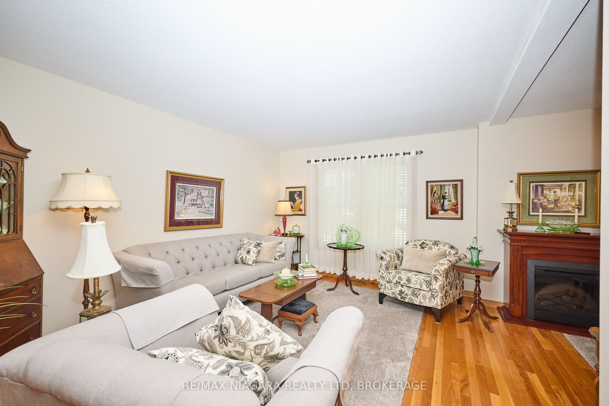524 Lakeview Road Property Photo 7