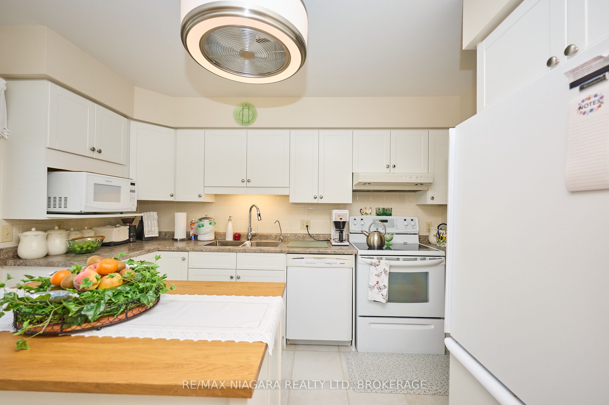 524 Lakeview Road Property Photo 12