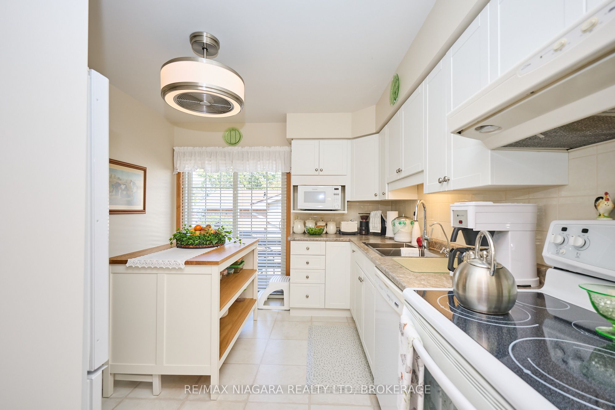 524 Lakeview Road Property Photo 13