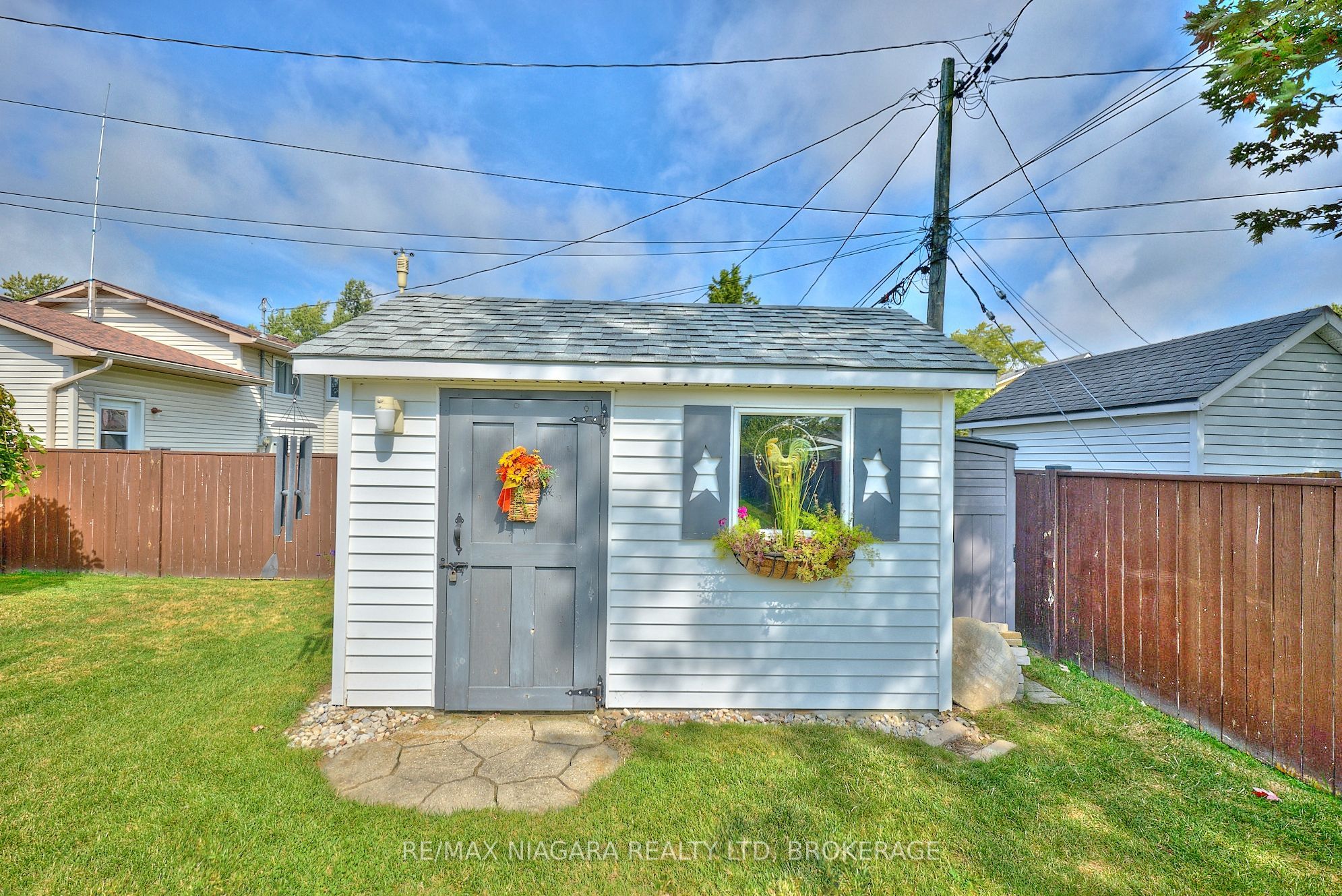 524 Lakeview Road Property Photo 33