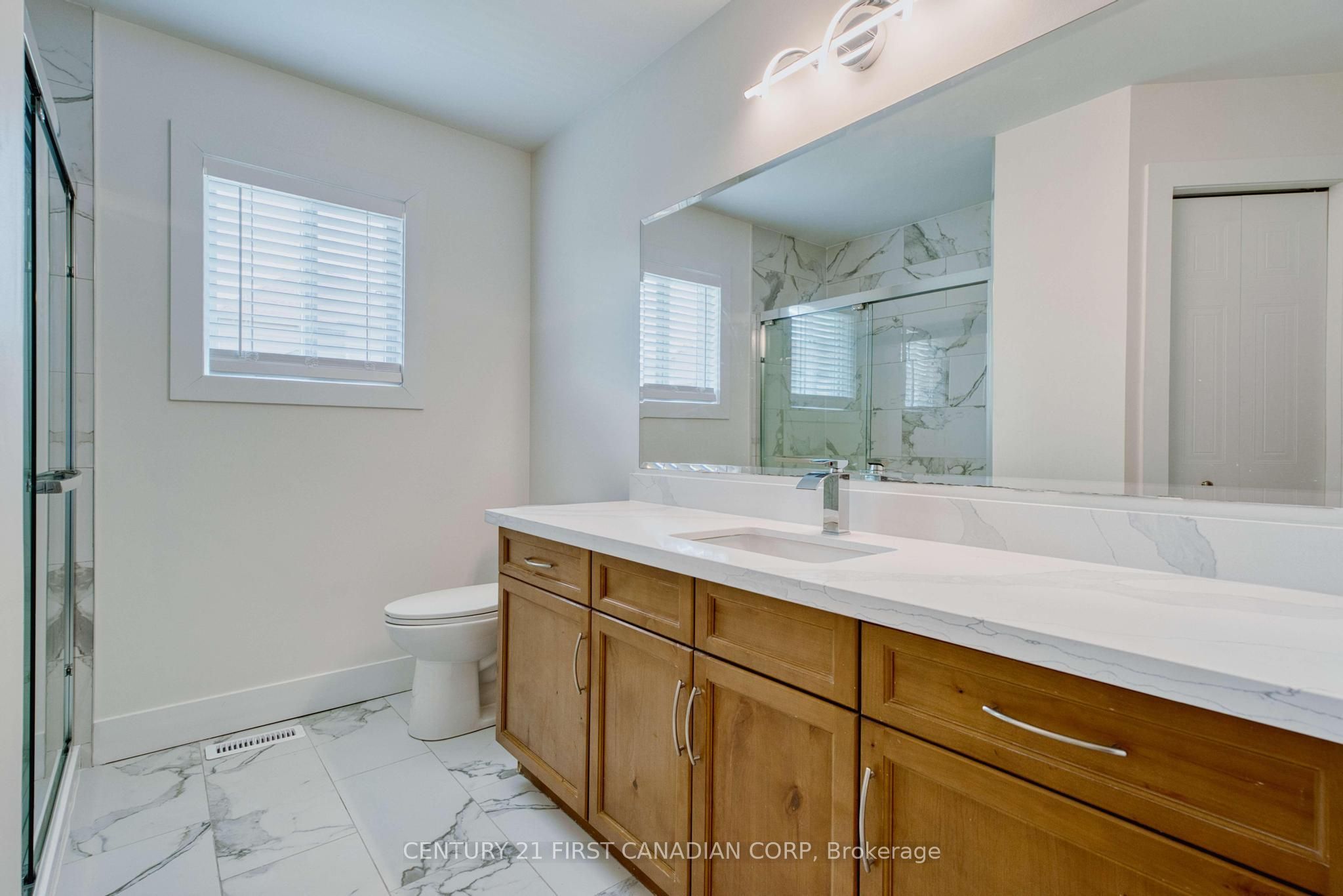 799 Oakcrossing Road Property Photo 31