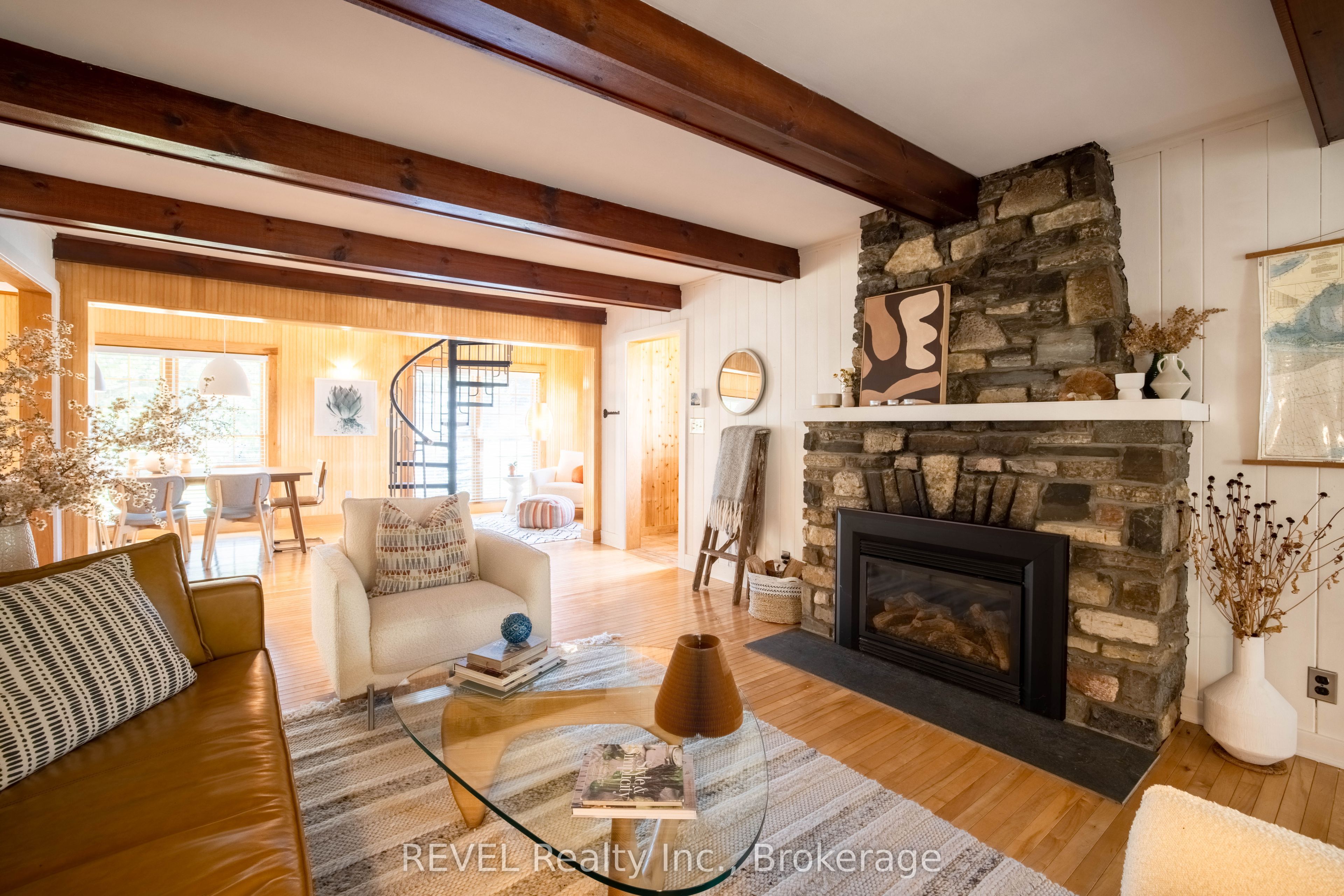 60 Bernard Avenue Property Photo 9