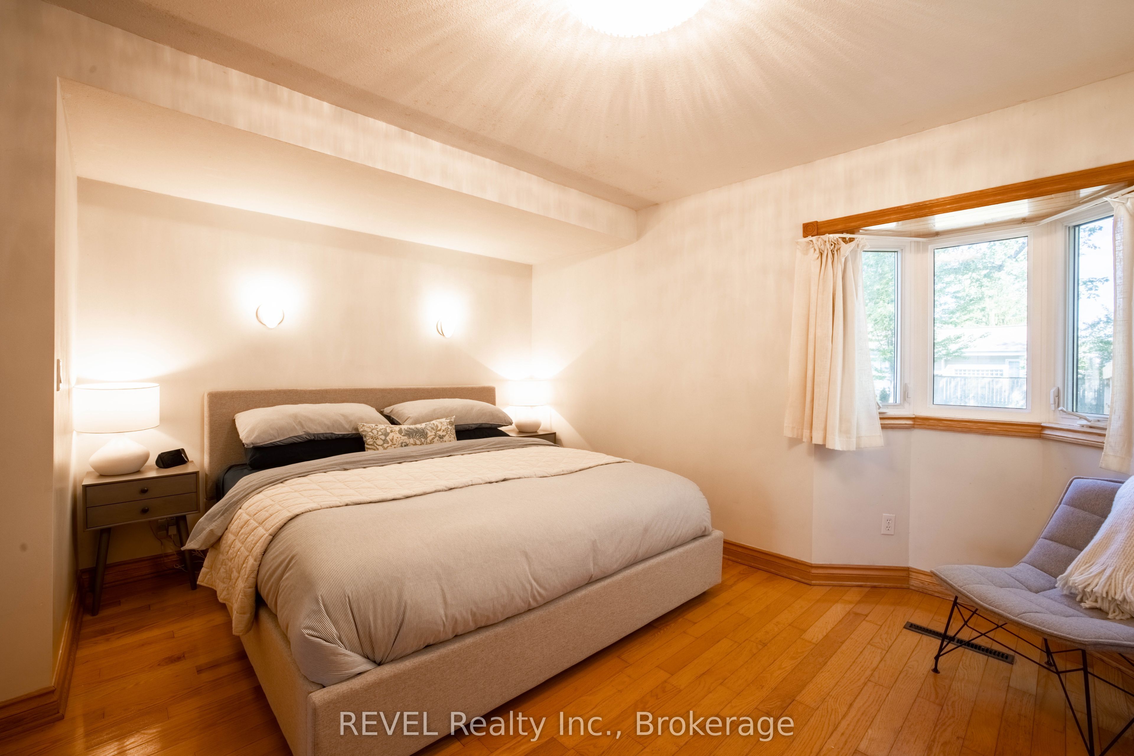 60 Bernard Avenue Property Photo 24