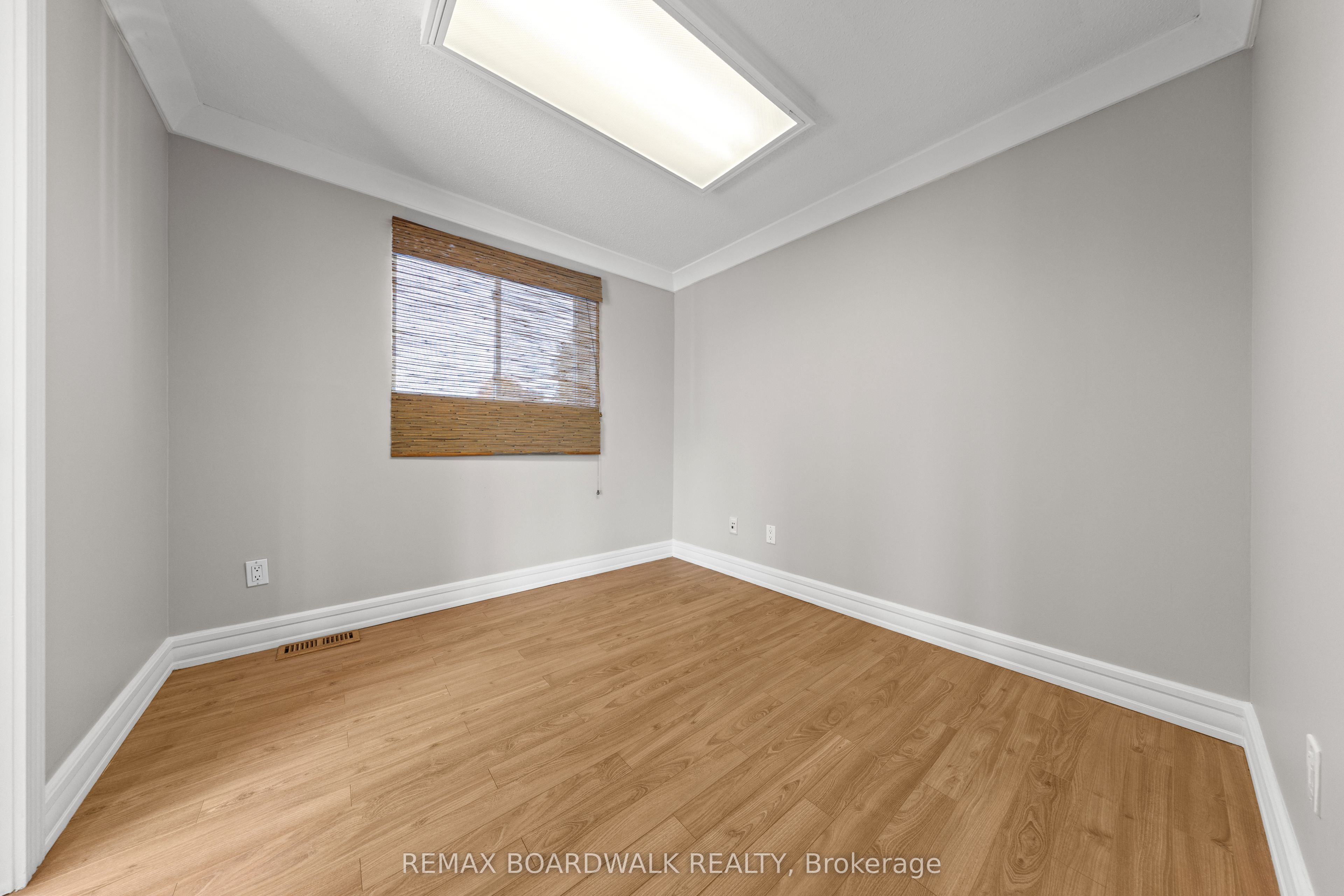 921 Notre Dame Street Property Photo 20