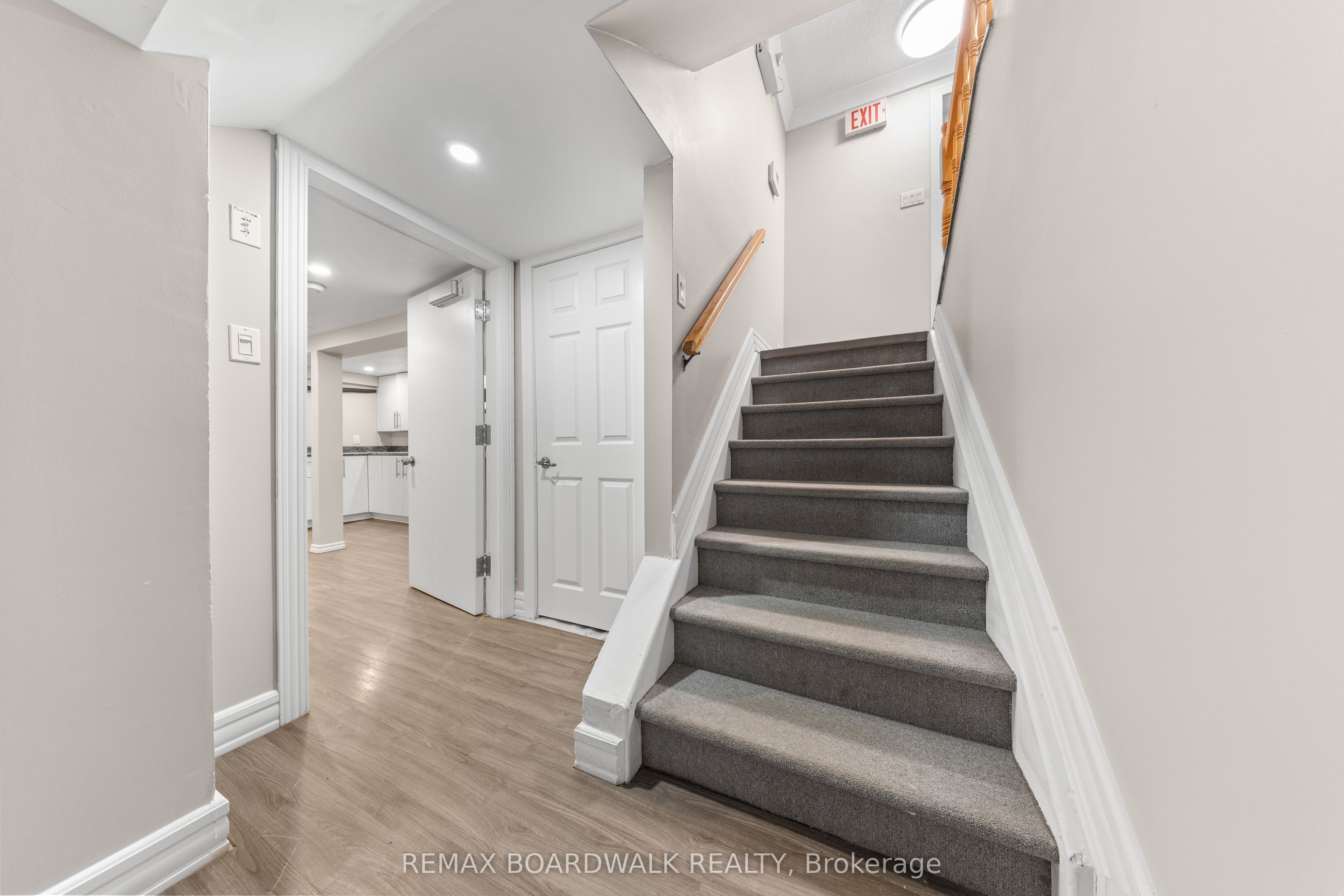 921 Notre Dame Street Property Photo 26