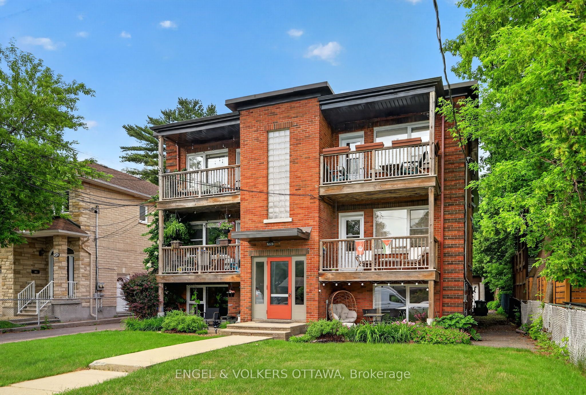 520 Hilson Avenue Property Photo 1