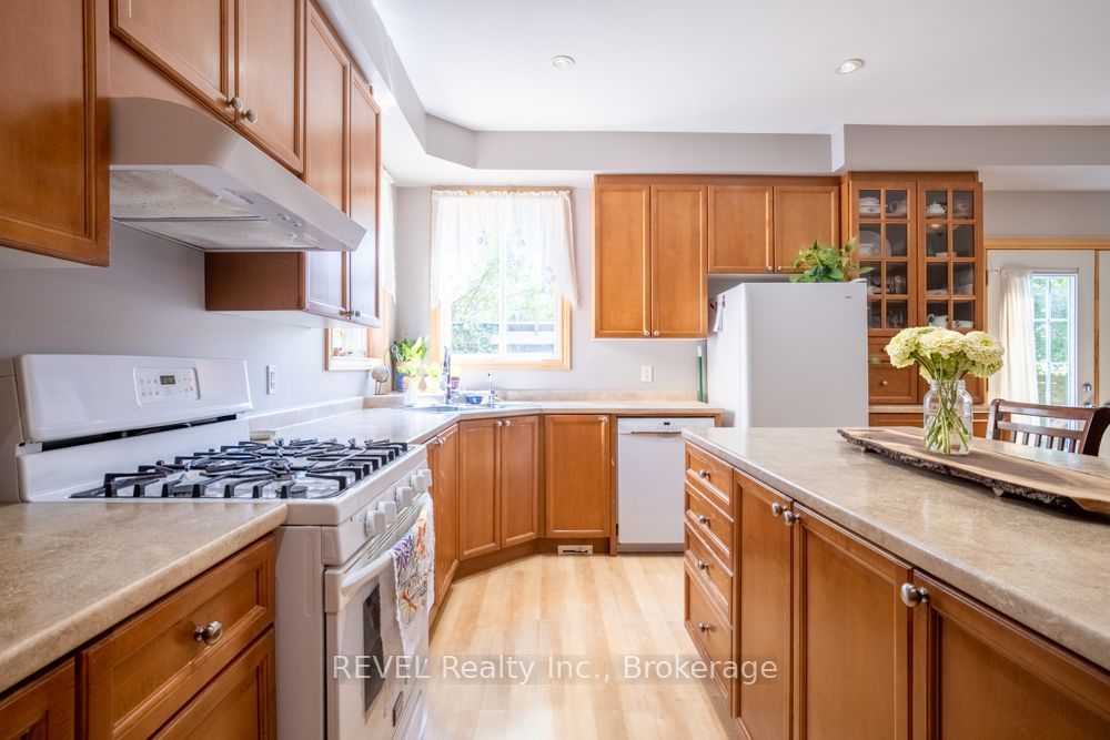 3305 Hyman Avenue Property Photo 16