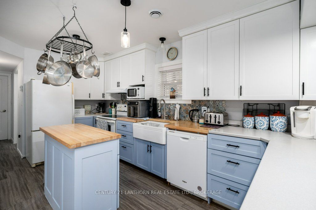 74 Cottage Lane Property Photo 6
