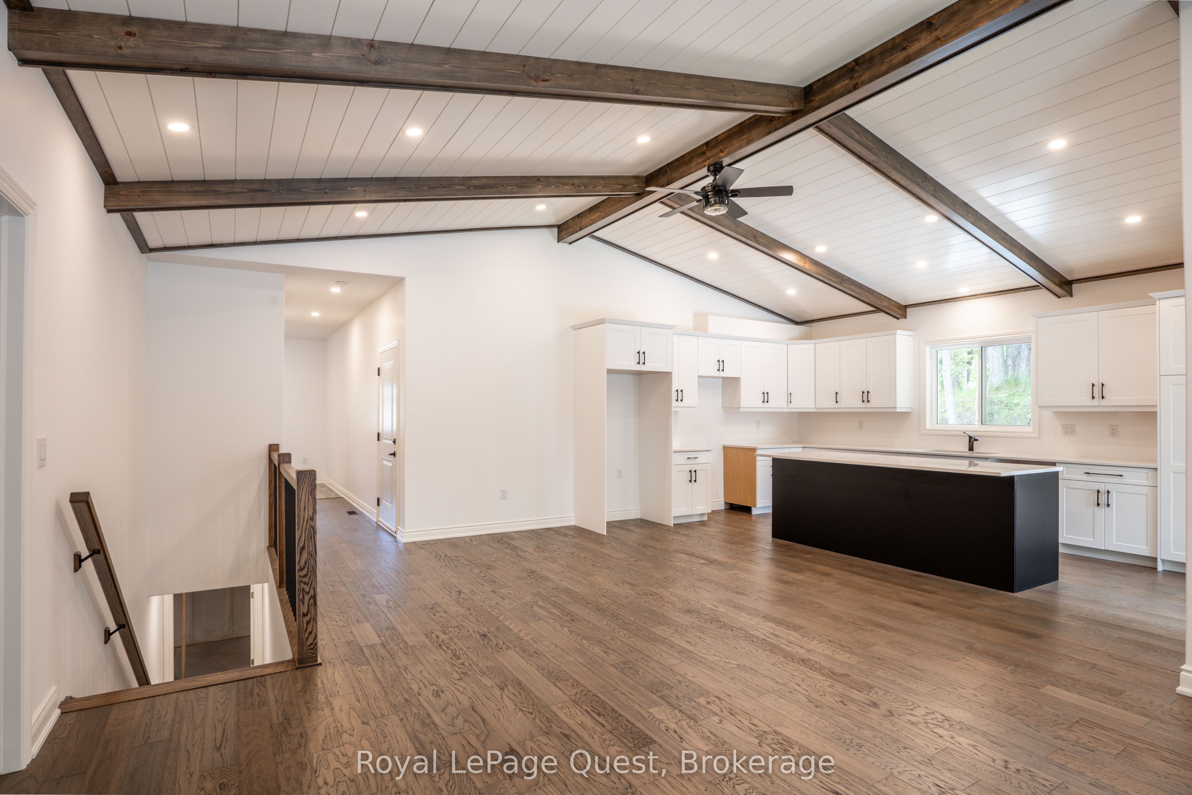 57 West Road W Property Photo 12