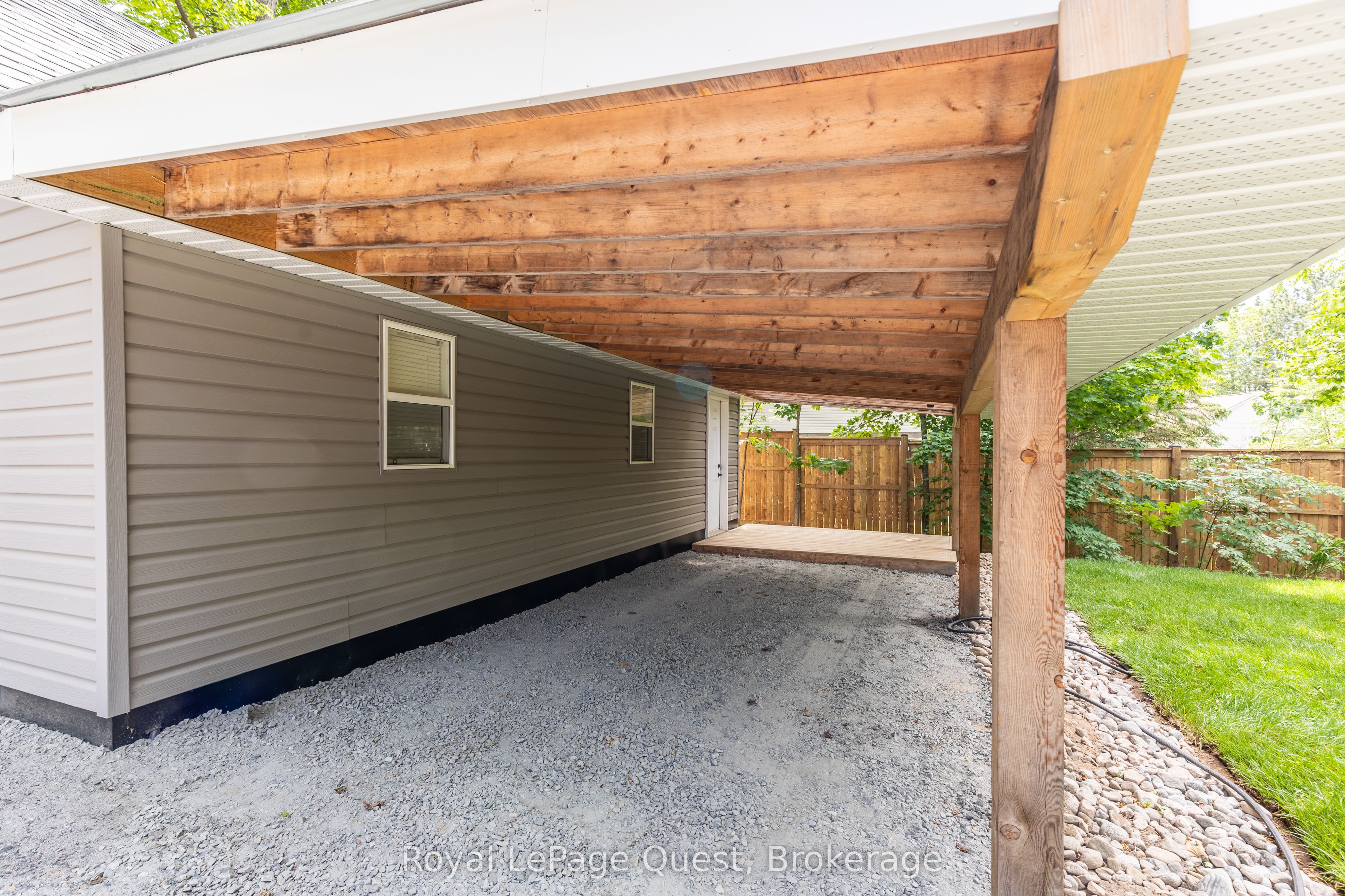 57 West Road W Property Photo 34