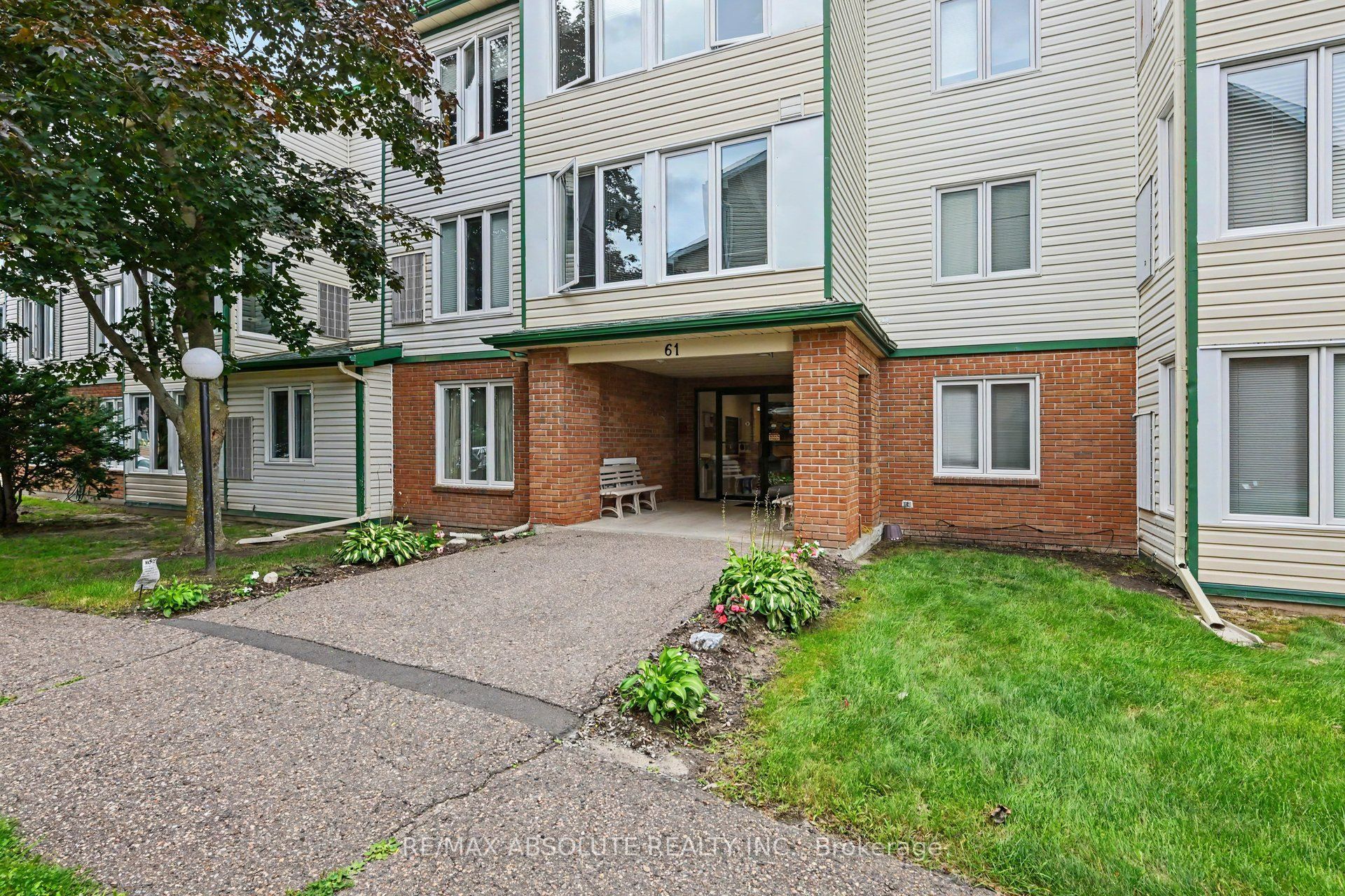 61 Jack Crescent 206 Property Photo 2