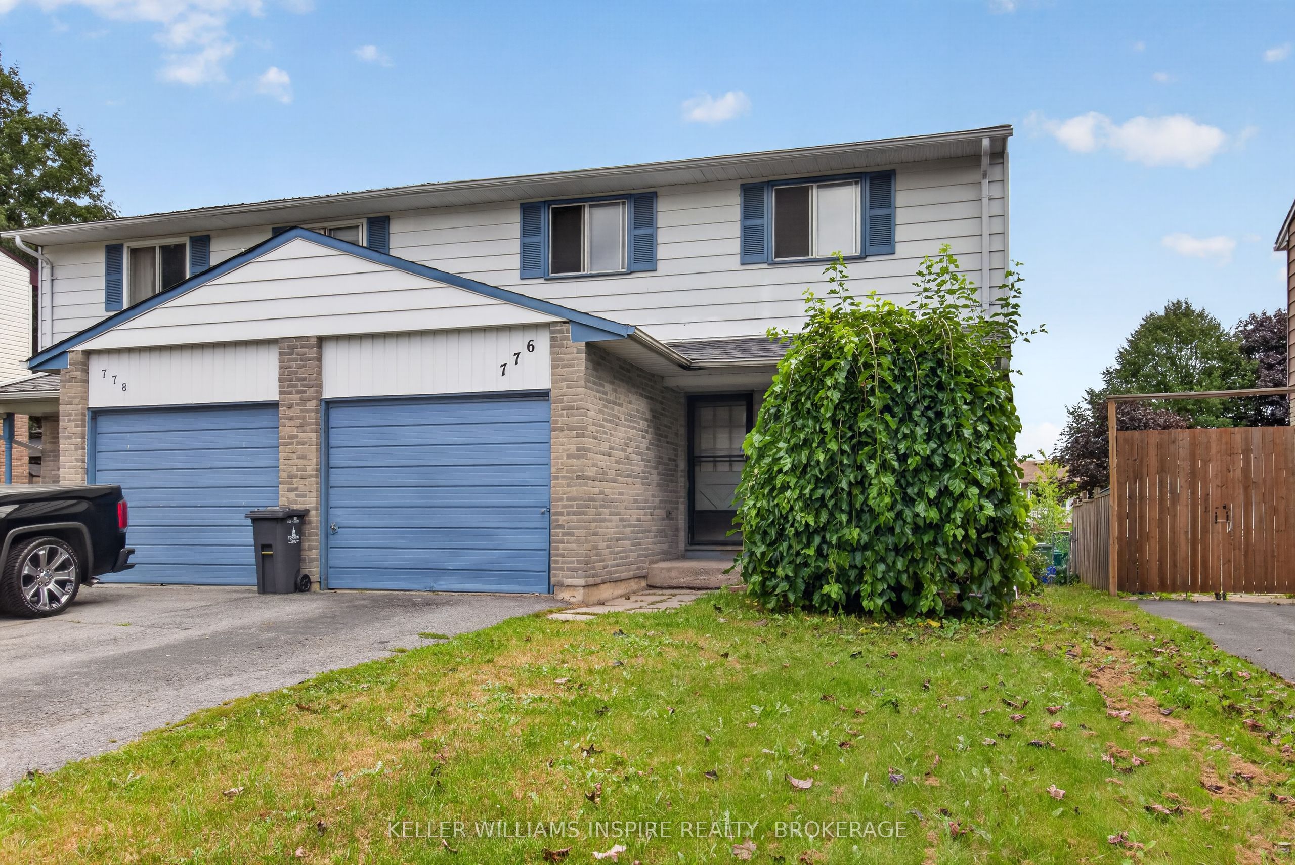 776 Grouse Crescent Property Photo 2