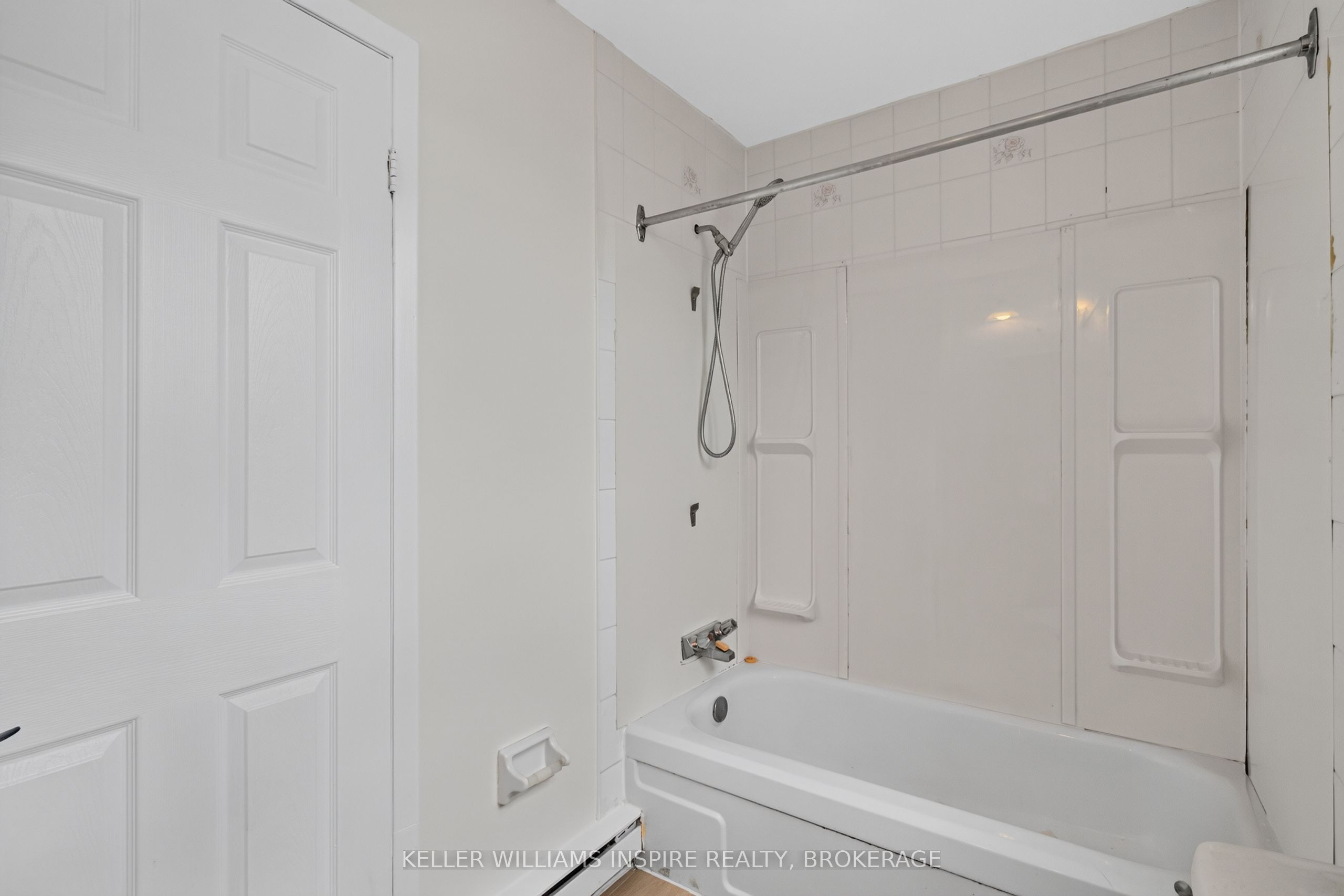 776 Grouse Crescent Property Photo 14