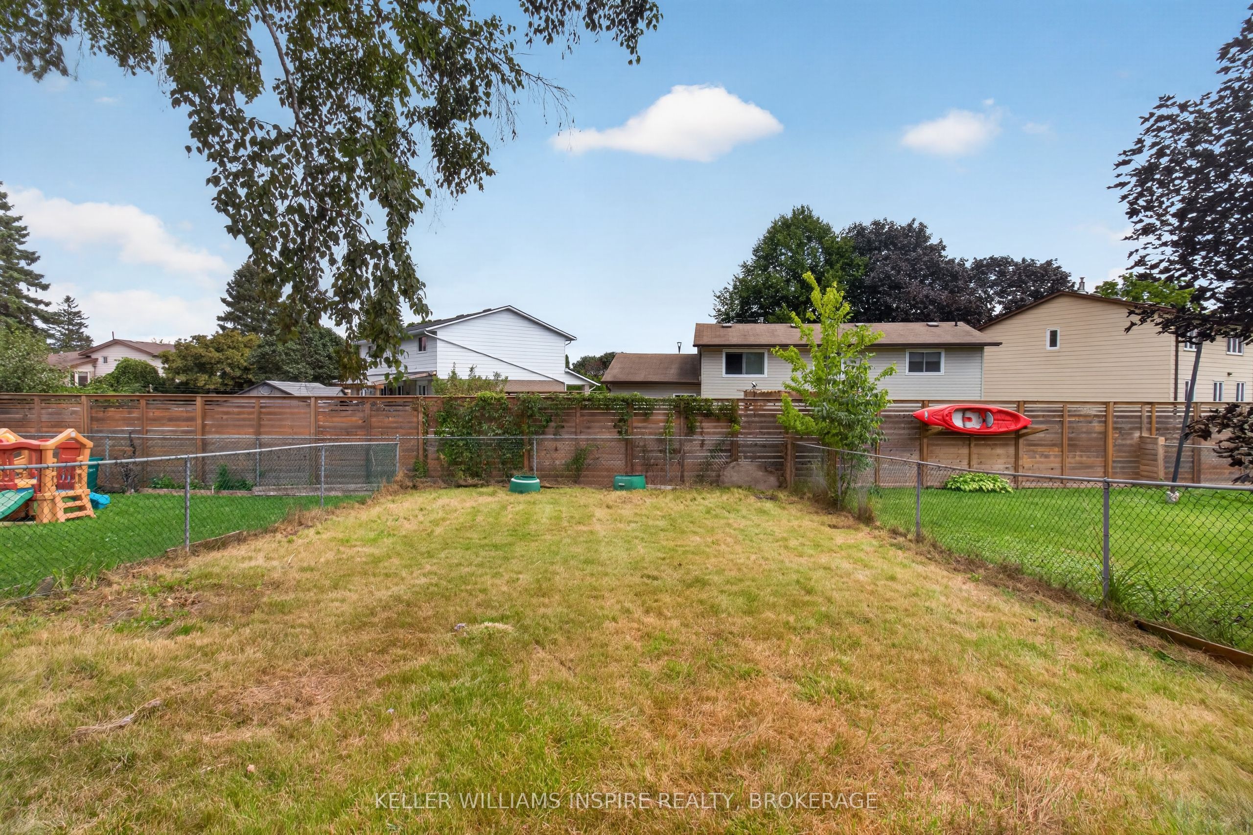 776 Grouse Crescent Property Photo 22