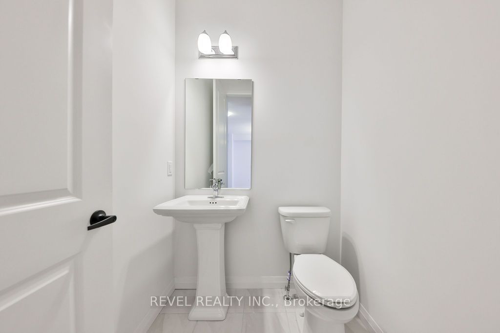 24 Broddy Avenue Upper Property Photo 20