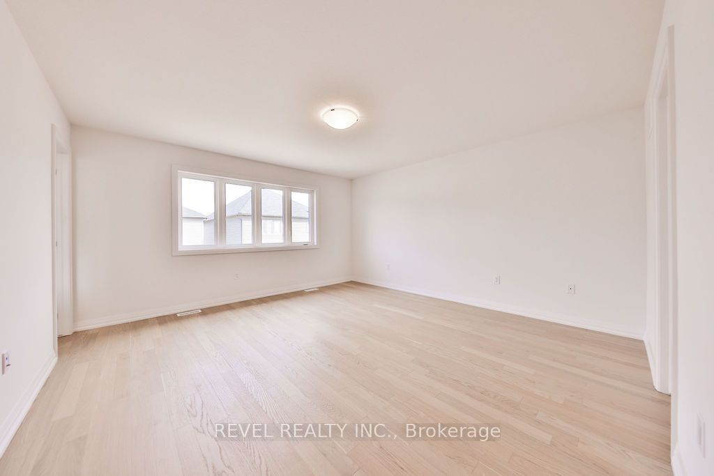 24 Broddy Avenue Upper Property Photo 39