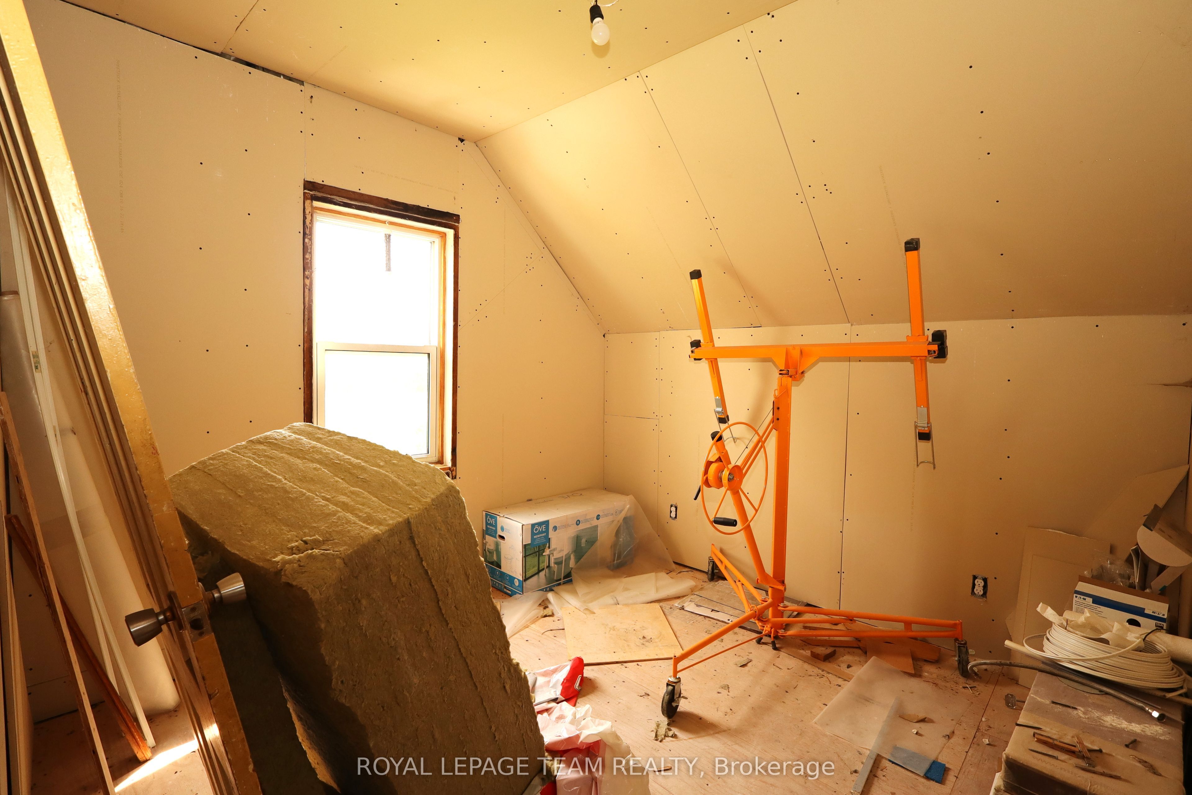 11200 Bailey Road Property Photo 4