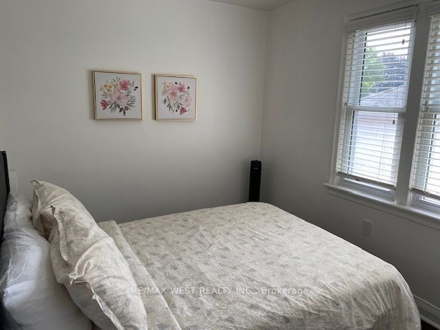 6722 Dunn Street Upper Property Photo 7