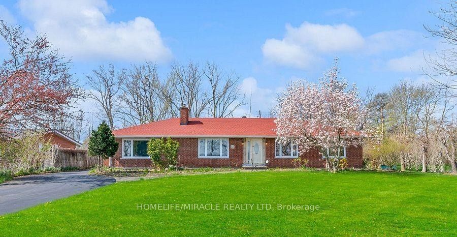 3035 Niagara Parkway Property Photo 1