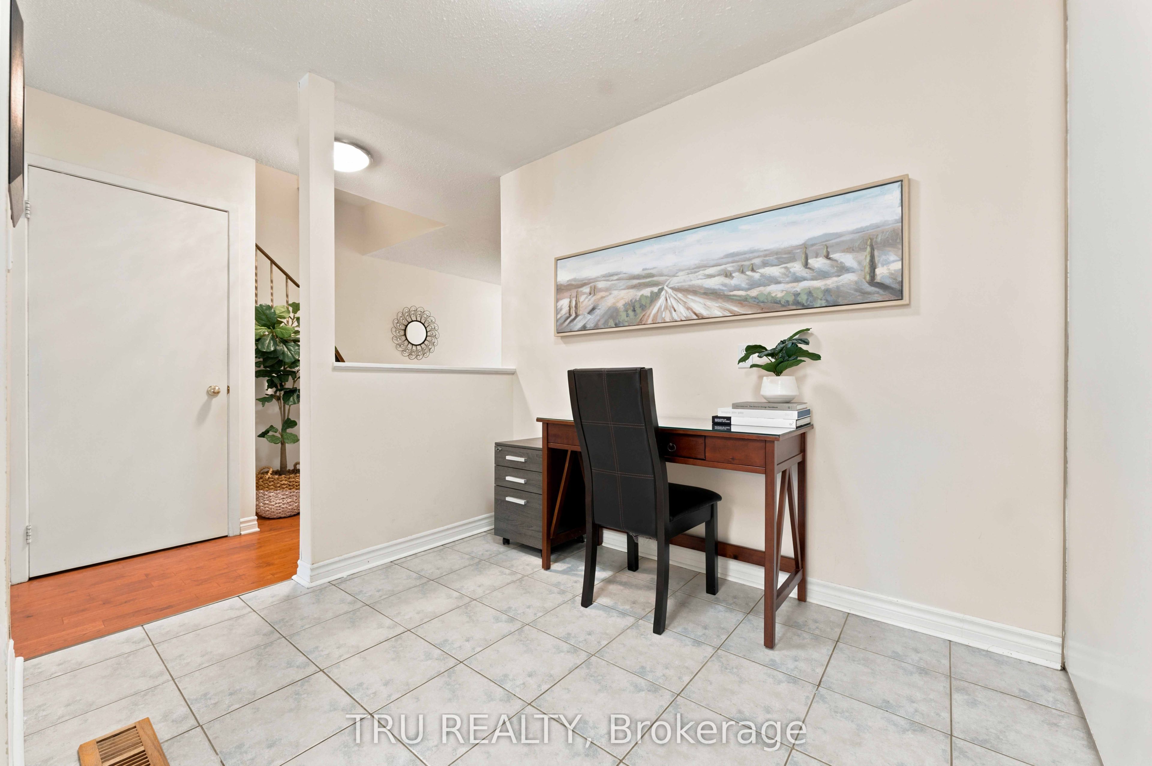 2154 Orient Park Drive Property Photo 6