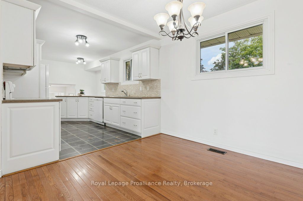 8 Panter Circle Property Photo 6