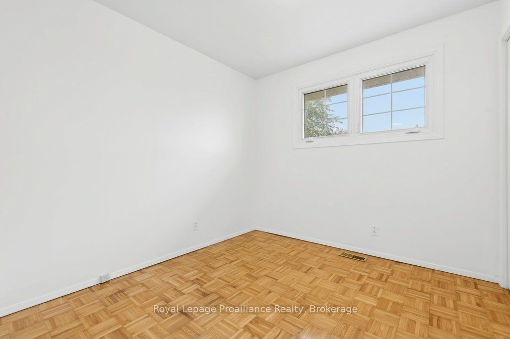 8 Panter Circle Property Photo 24