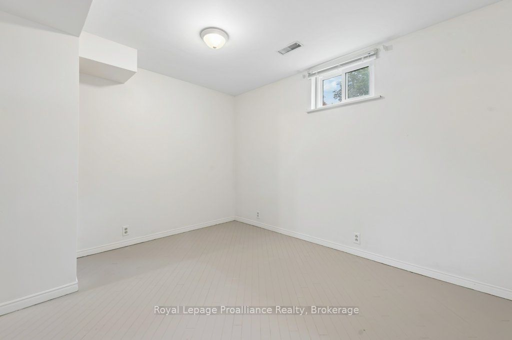 8 Panter Circle Property Photo 29