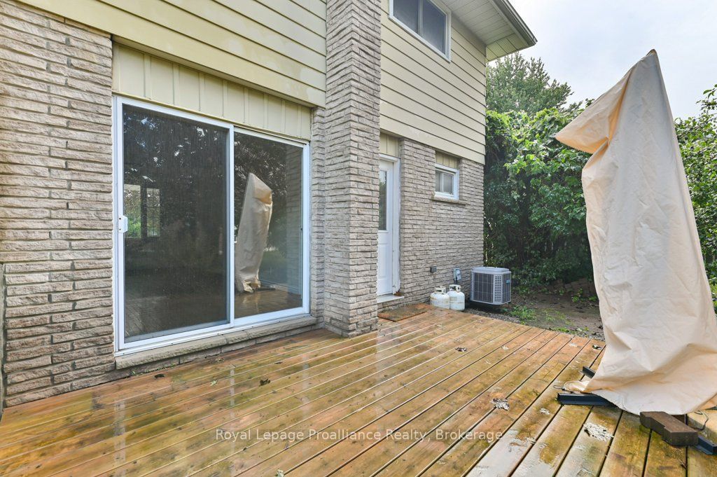 8 Panter Circle Property Photo 32