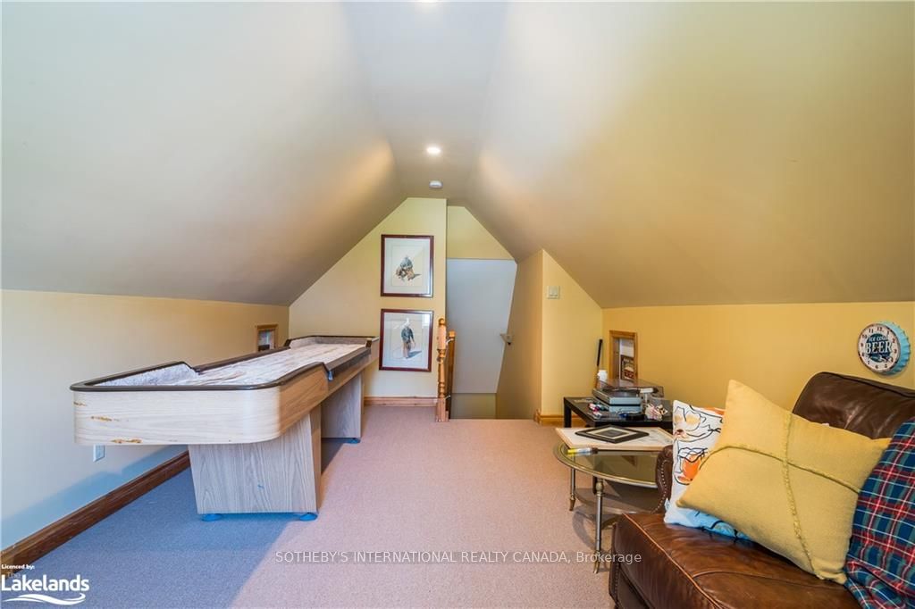 188 Brooker Boulevard Property Photo 26