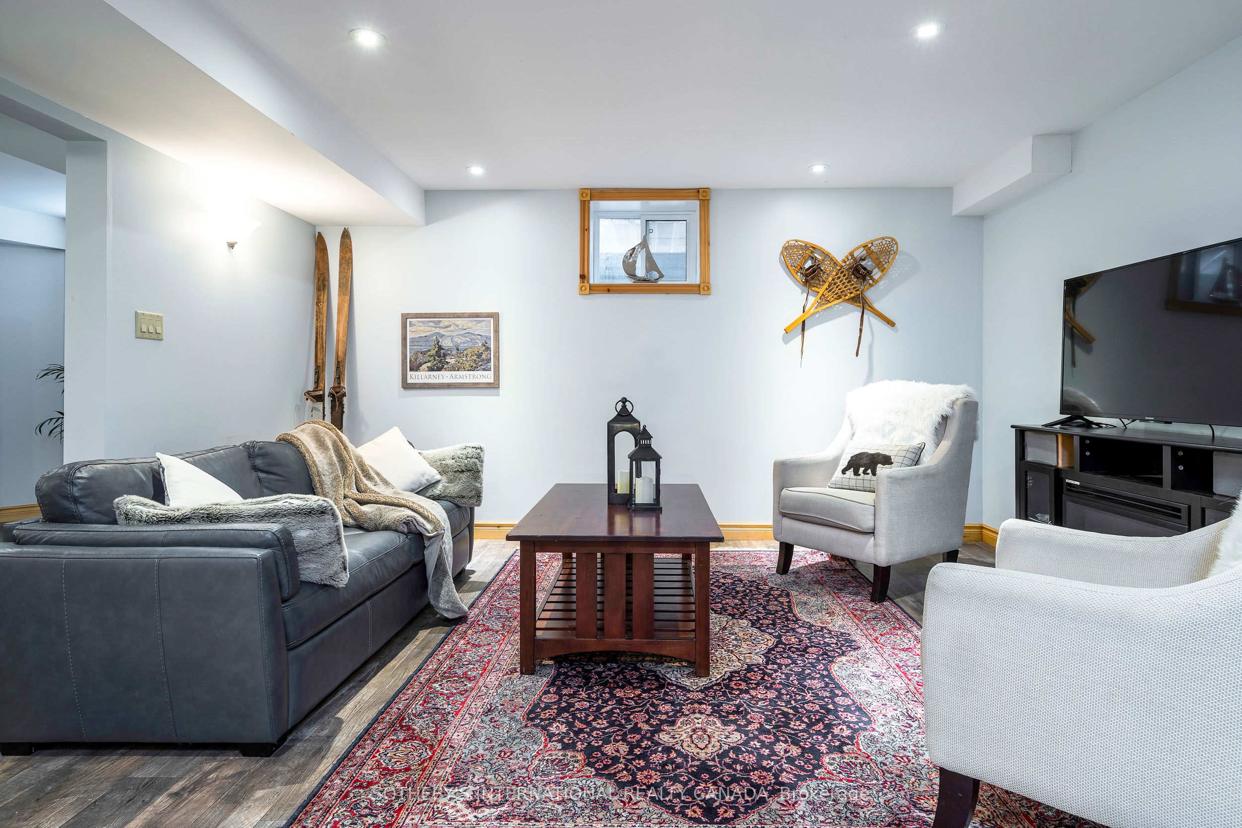 188 Brooker Boulevard Property Photo 38
