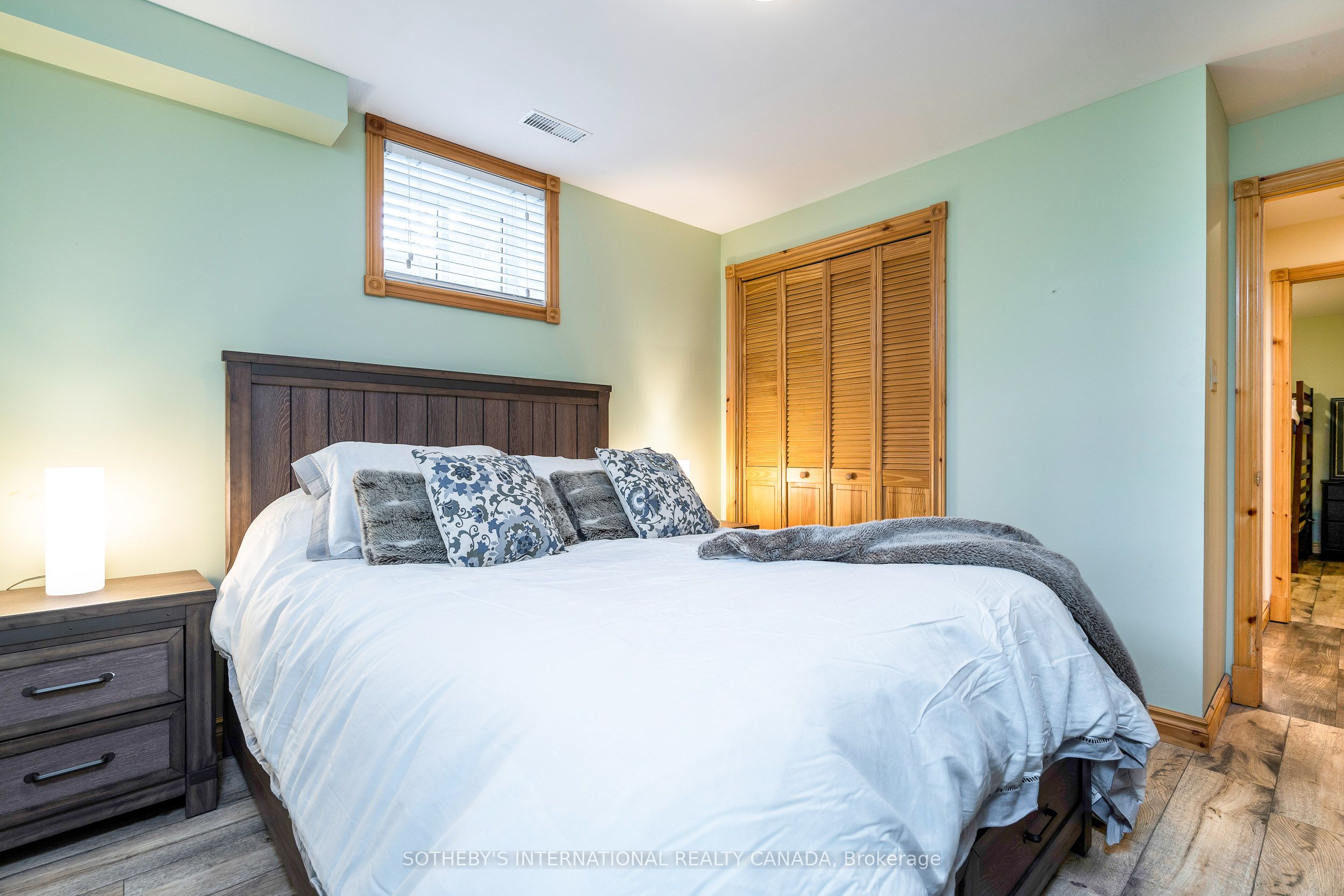 188 Brooker Boulevard Property Photo 46