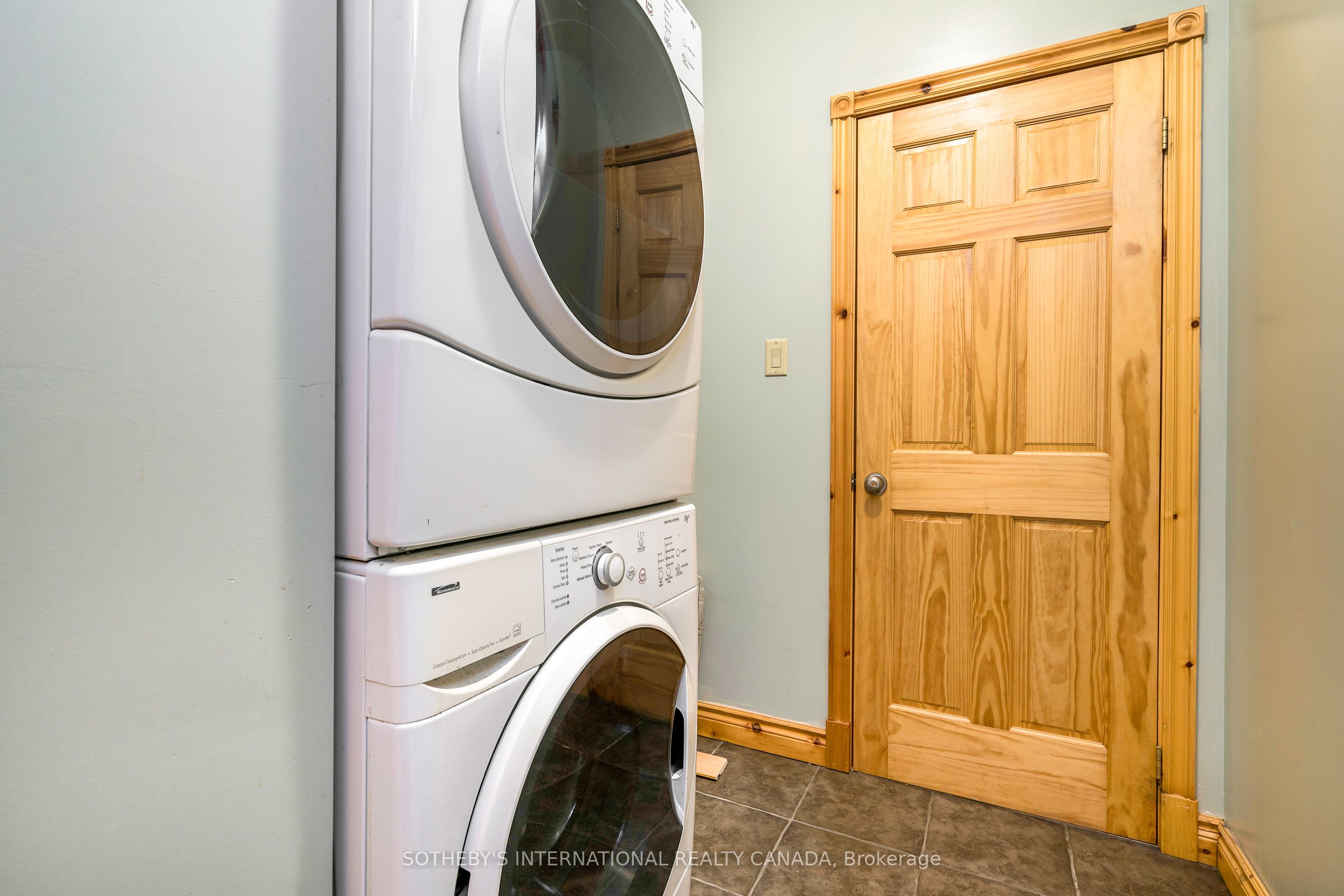 188 Brooker Boulevard Property Photo 49