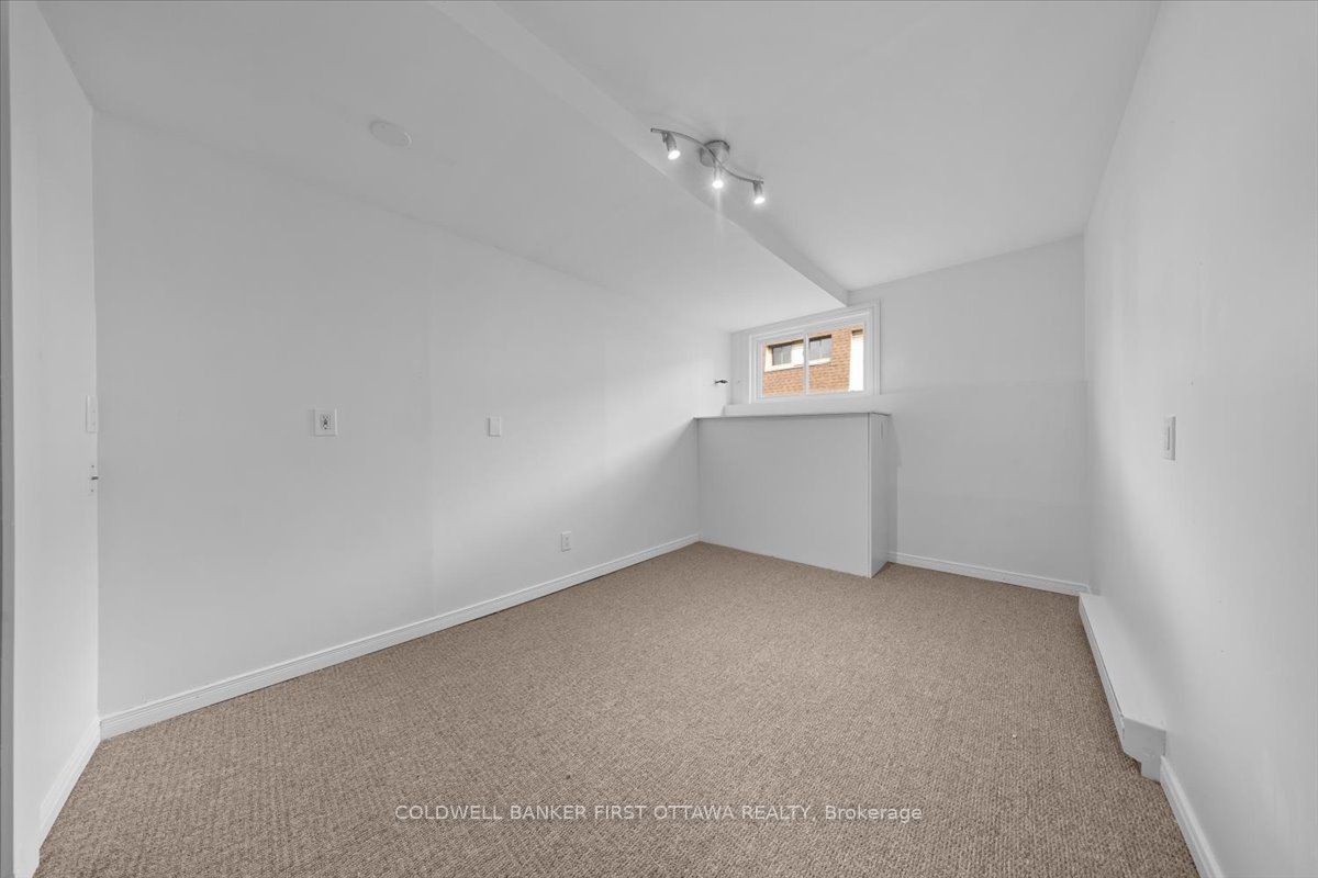 2640 Draper Avenue 44 Property Photo 27