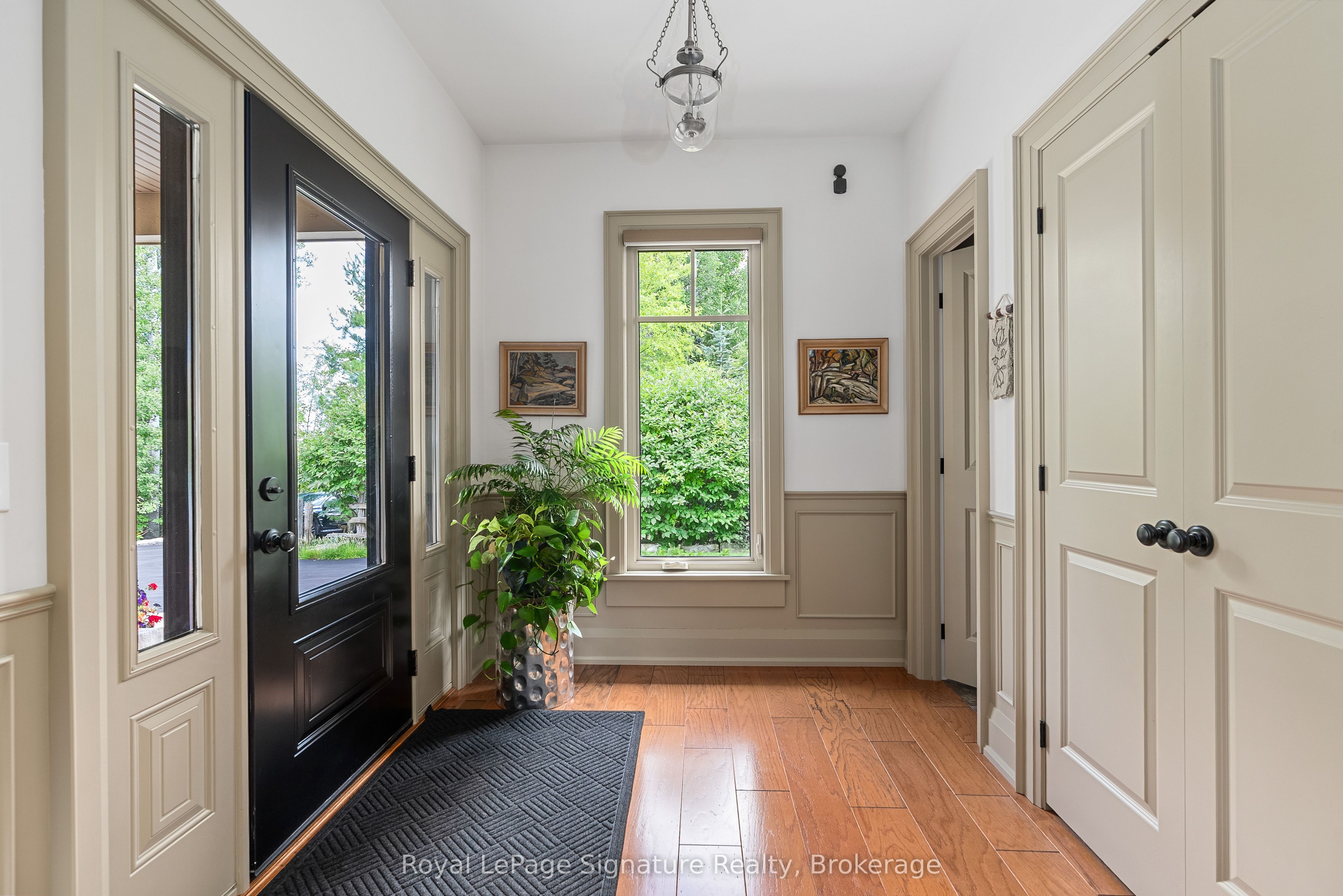 376 Sunset Boulevard Property Photo 4